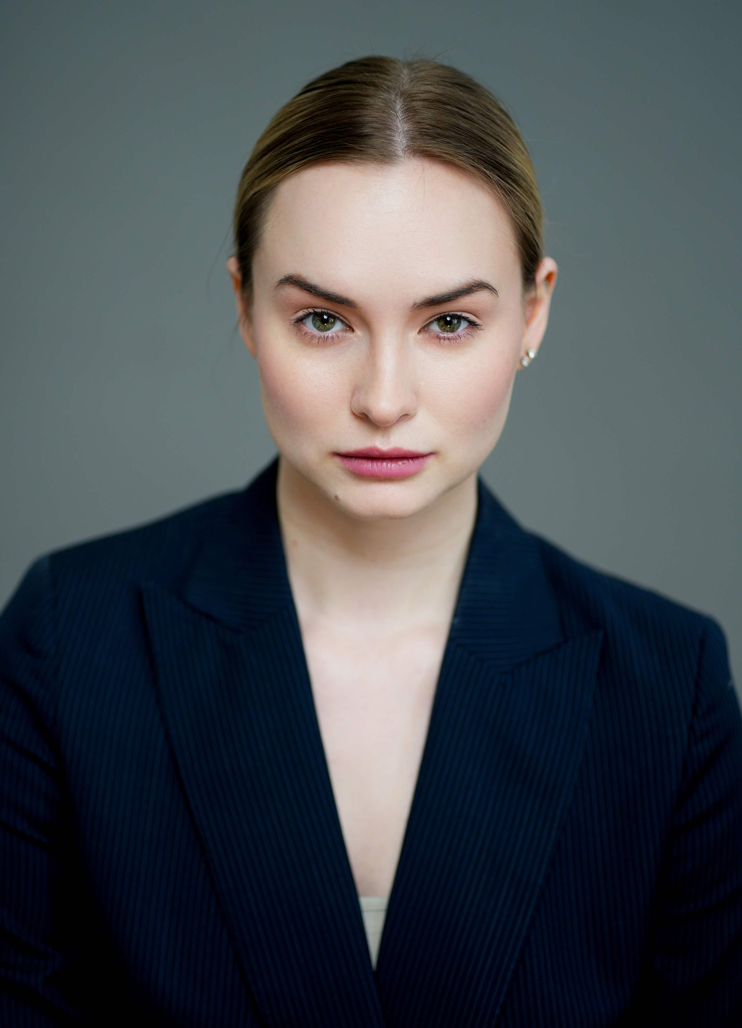 Типажное актерское портфолио. Портретная съемка в Москве, студийный фотограф Игорь Фомин