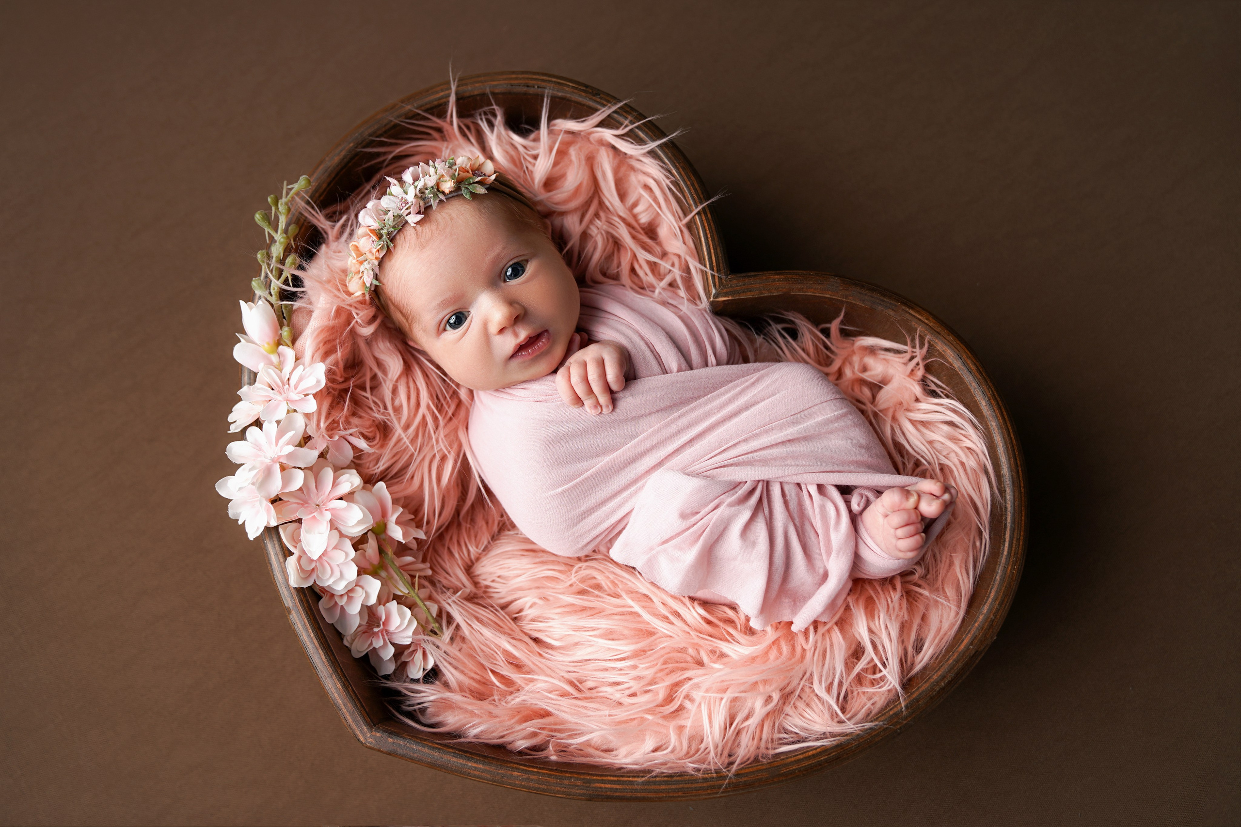 Фотосессия новорожденного (newborn). Фотограф новорожденных, детей до года и беременных в Симферополе