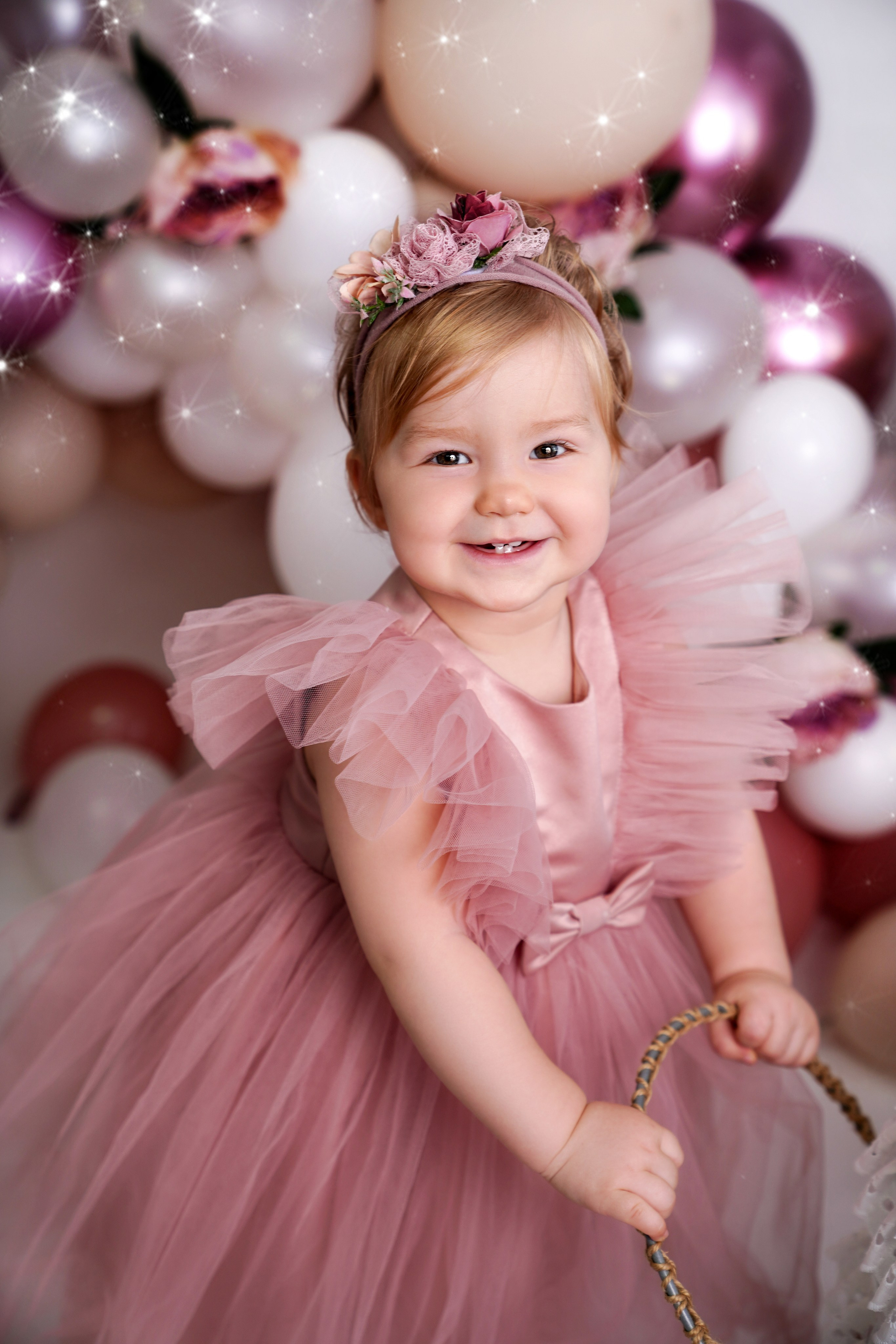 Фотосессия ГОДОВАСИЕ. Фотограф новорожденных, детей до года и беременных в Симферополе