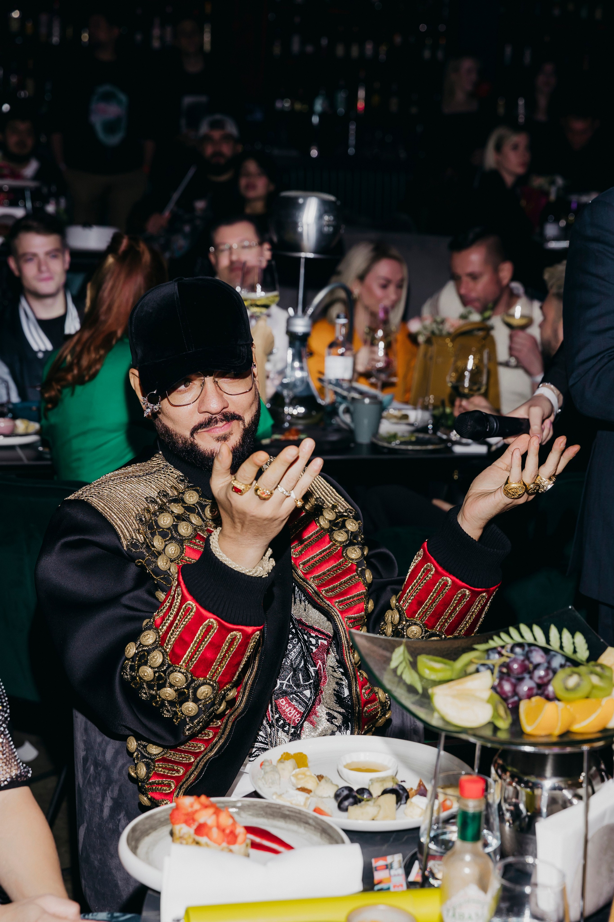 «Первая Леди»: новый альбом Люси Чеботиной. «Птичка на проводе»: информационный портал в Москве