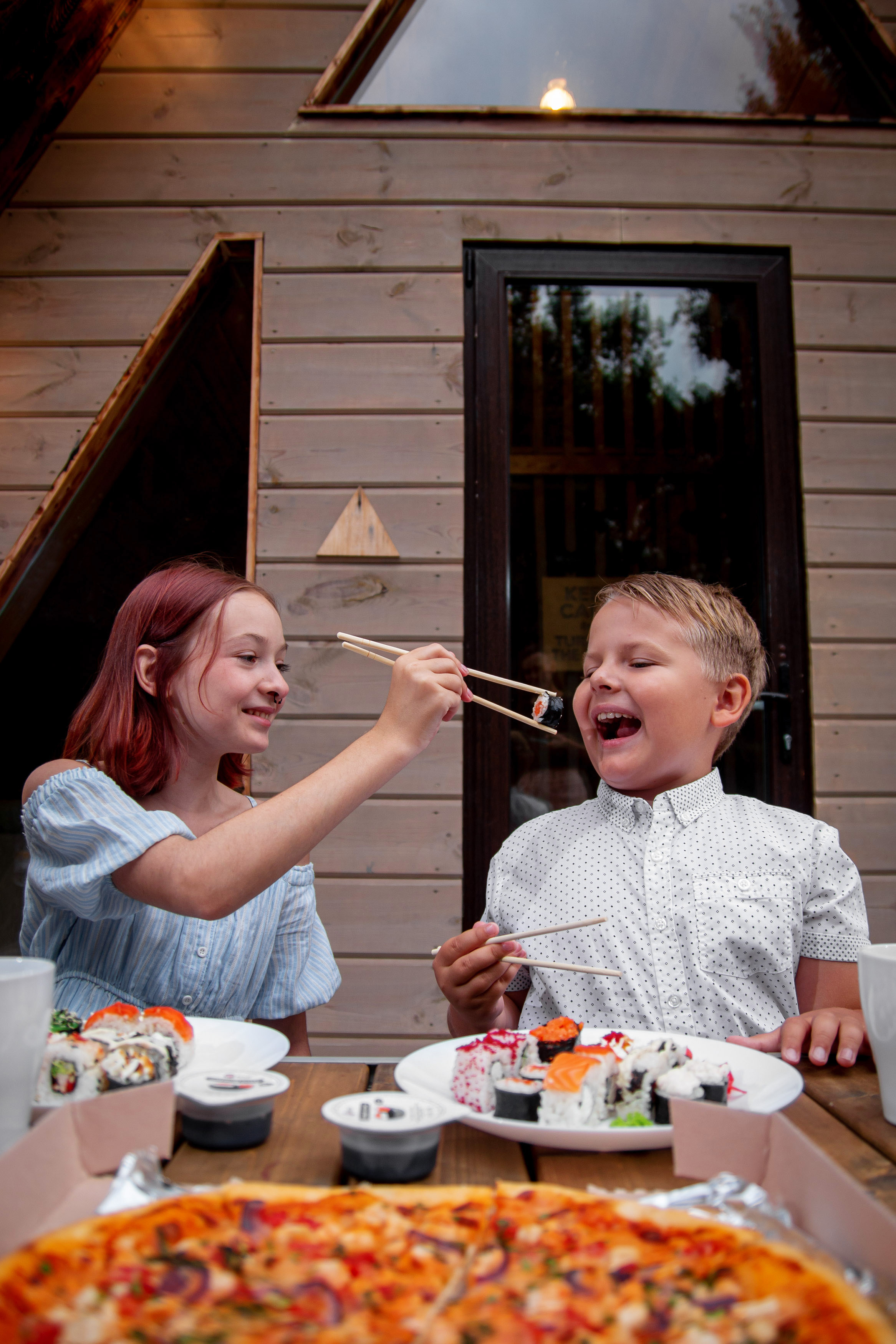 Семейная съемка в A-Frame домике для Rolik164. ФУД ФОТОГРАФ САРАТОВ, РЕКЛАМНЫЙ ФОТОГРАФ | АЛЕКСАНДР ГАВРИЛЫЧЕВ