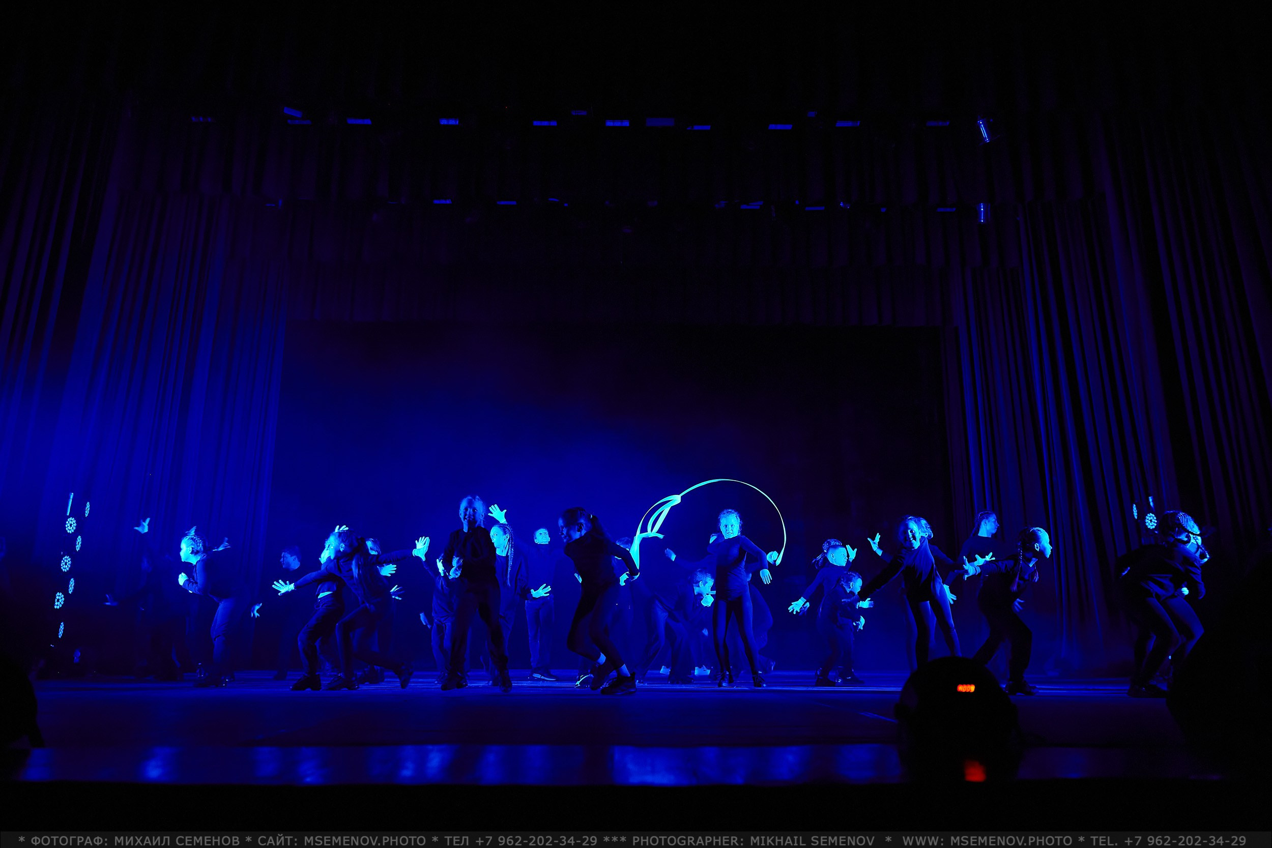 АНОНС фоторепортажа «Танцуй вопреки…» Танцевальный клуб «Априори». Фотограф, фотопроекты Михаила Семенова в Ярославле. Фотошкола