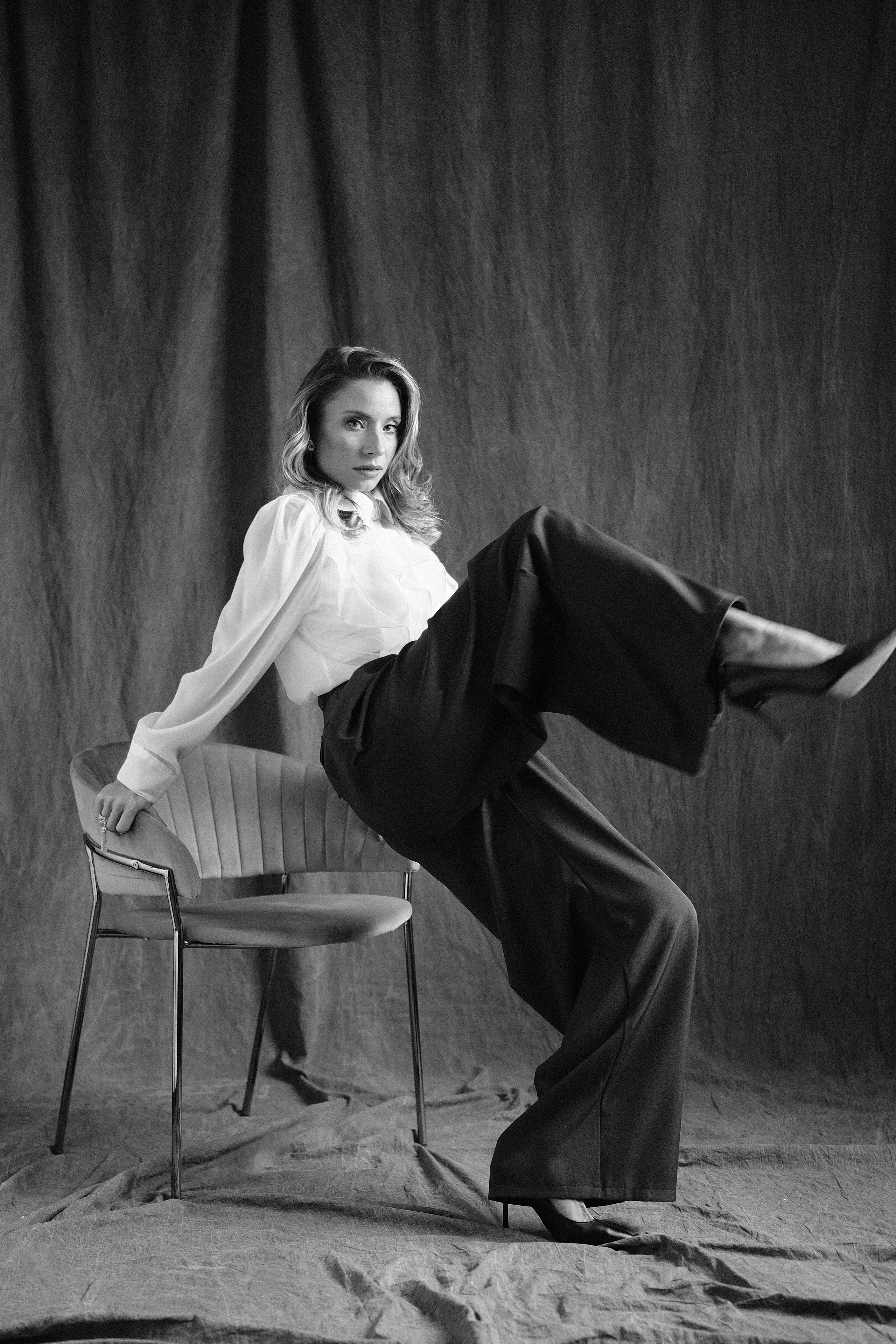 Фотограф Михаил Гуляев. Фотосессия в Новосибирске. Фотосессия в студии.