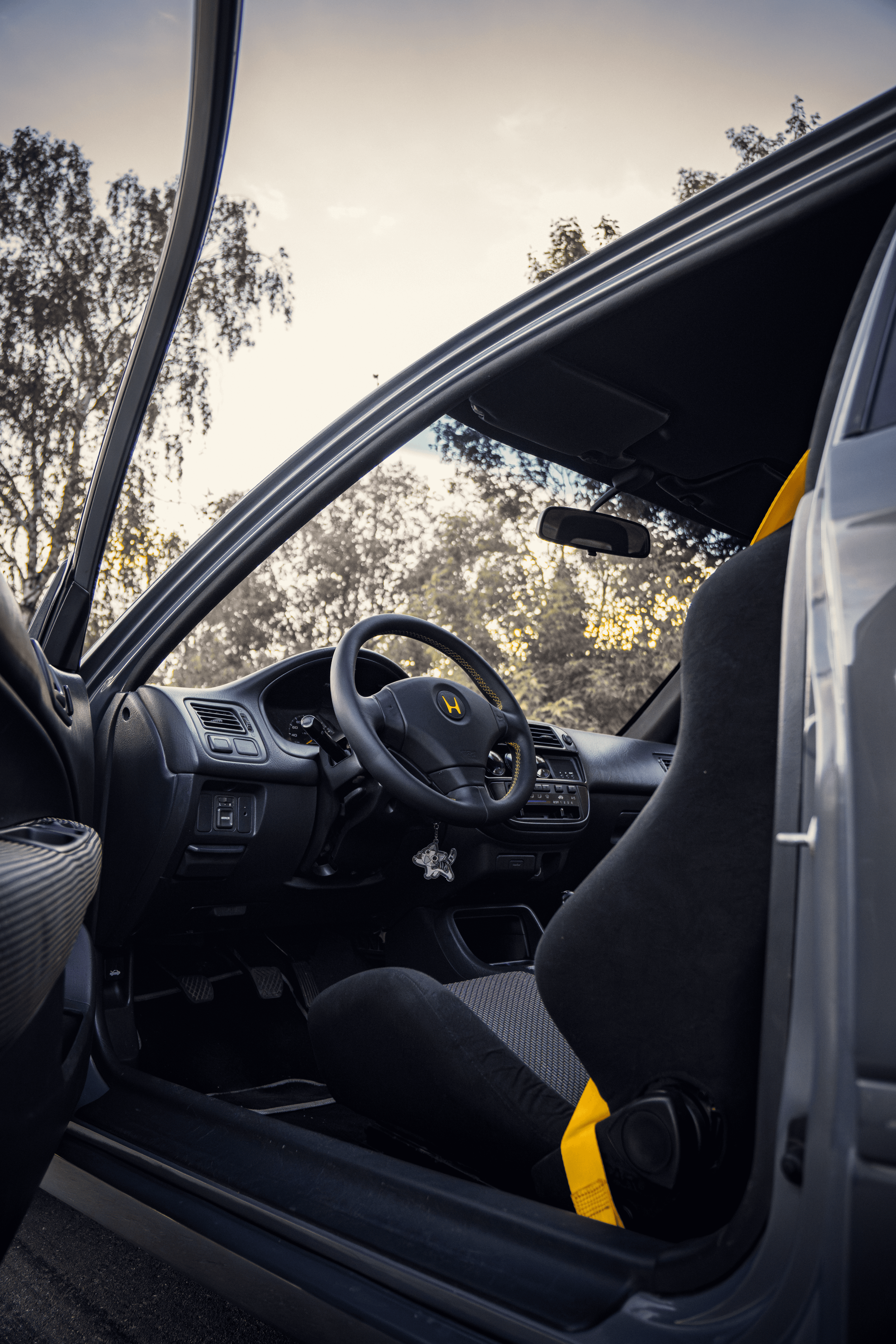 Honda Civic VI: безупречная серая мышка