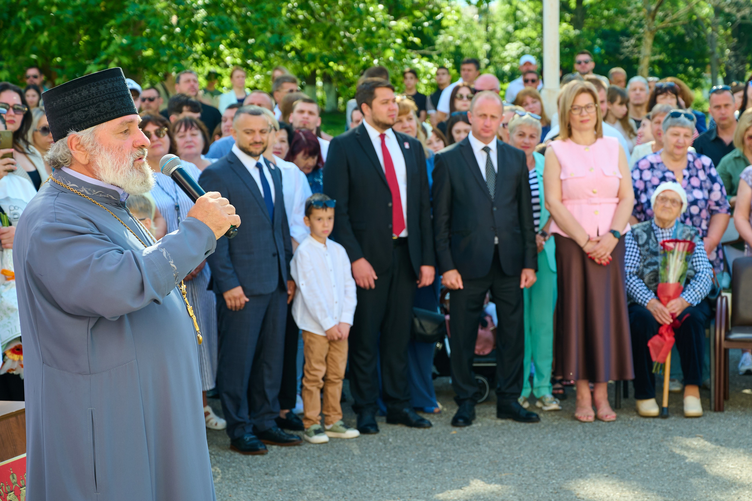 Последний звонок 2025. Жизнь курорта Кабардинка в фотографиях