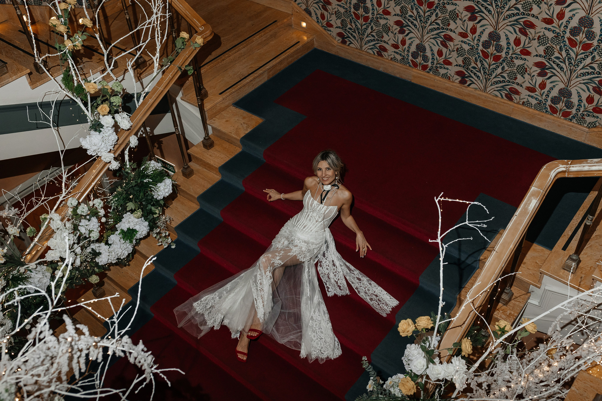 Самые красивые отели Москвы для свадебной фотосессии. Свадебный фотограф в Москве Дарья Олендарёва