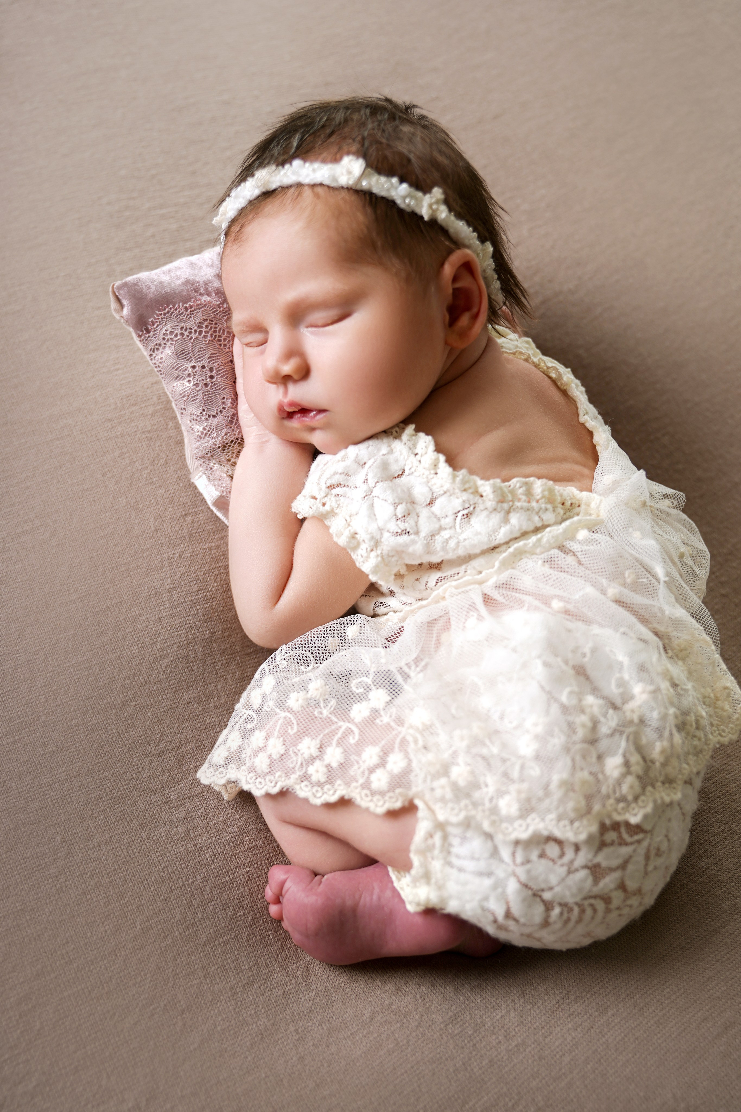 Фотосессия новорожденного (newborn). Фотограф новорожденных, детей до года и беременных в Симферополе