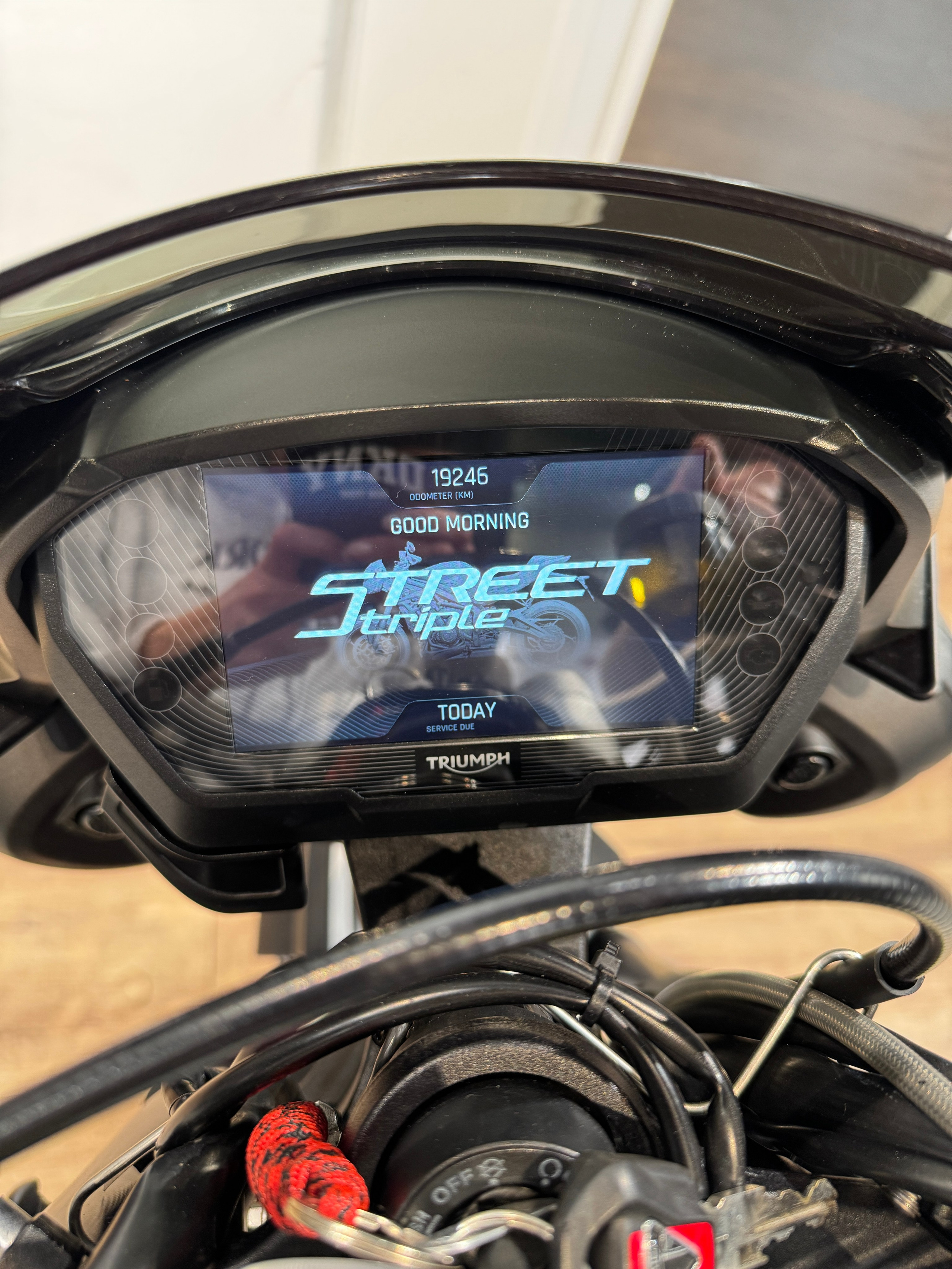 Triumph Street Triple 765 RS 2020. Hello Davidson, Москва. Только хорошие мотоциклы…