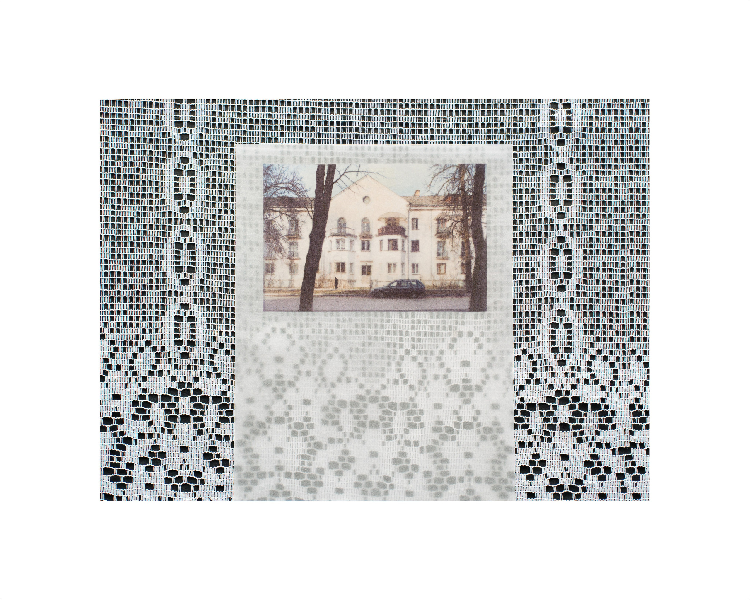 Проект о старых домах. Занавешенное окно. Tatiana Mishchenko