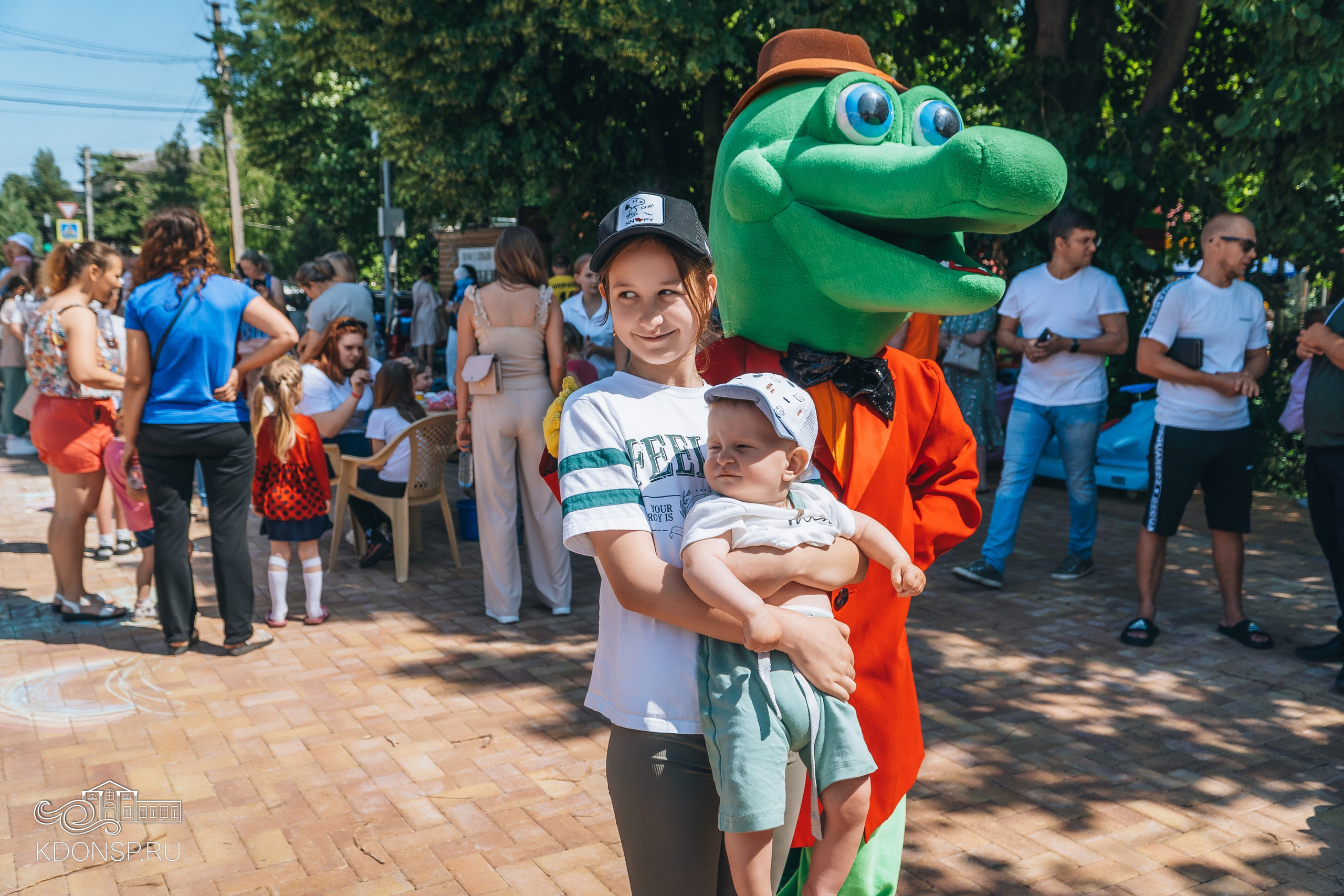 Должны смеяться дети. Новотитаровский Дом культуры