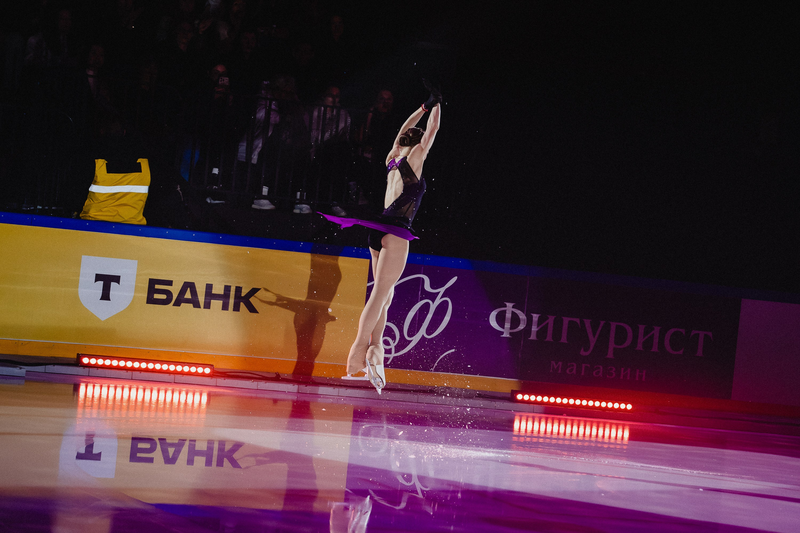 Шоу Этери Тутберидзе в Новосибирске. Воробьева Ксения — Спортивный и танцевальный фотограф Новосибирск