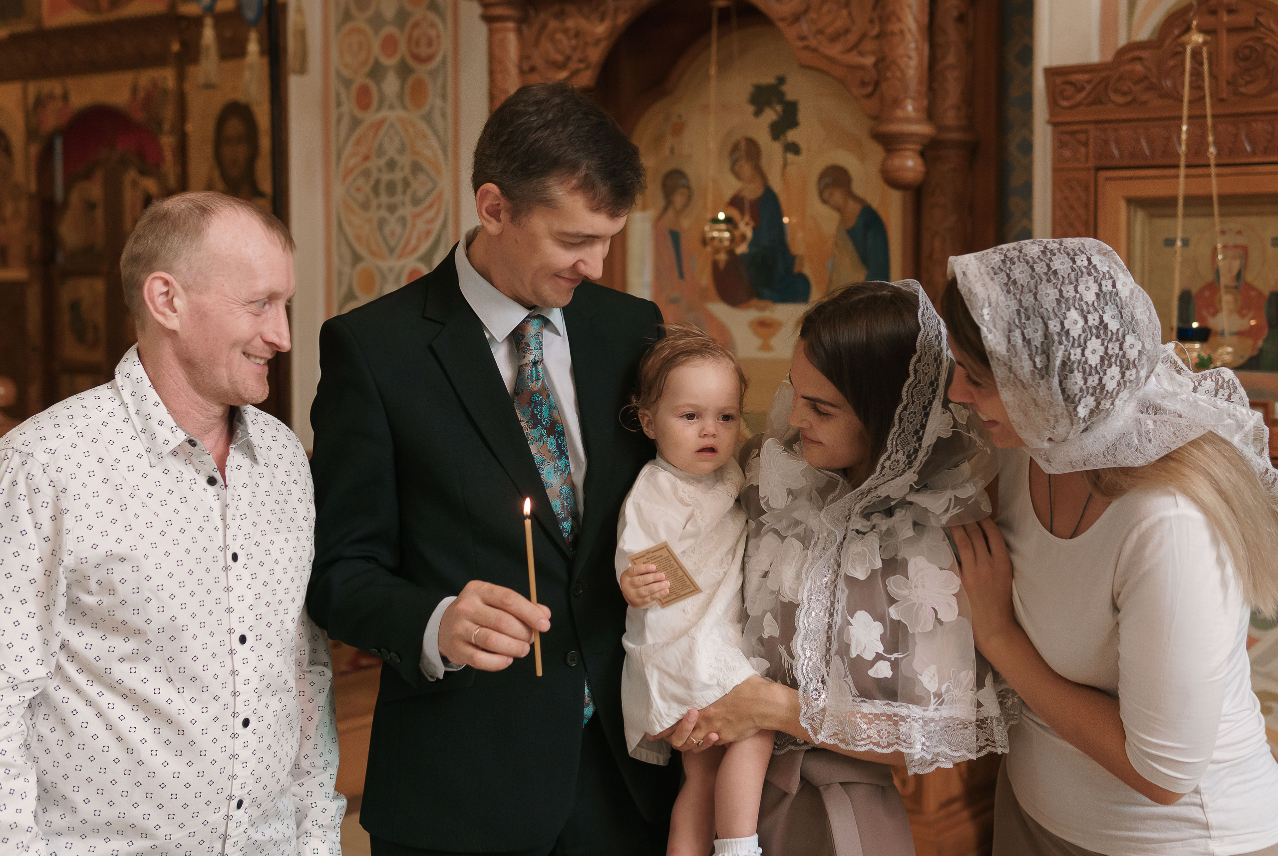 Крещение девочки в храме Иоанна Предтечи. Фотограф для семей и экспертов в г. Воронеж Ирина Круглова