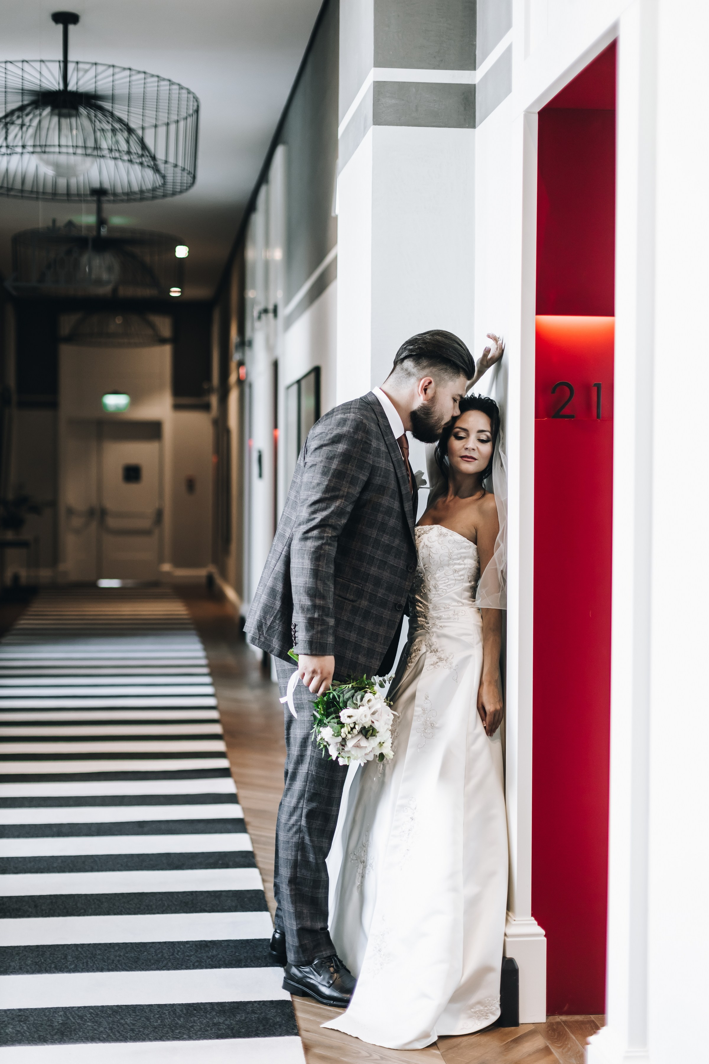 свадебный фотограф, свадебный фотограф казань, свадьба казань, никах казать фото никах казать, лучший свадебный фотограф казань, камерная свадьба, камерная свадьба казань, креативная свадебная фотосессия