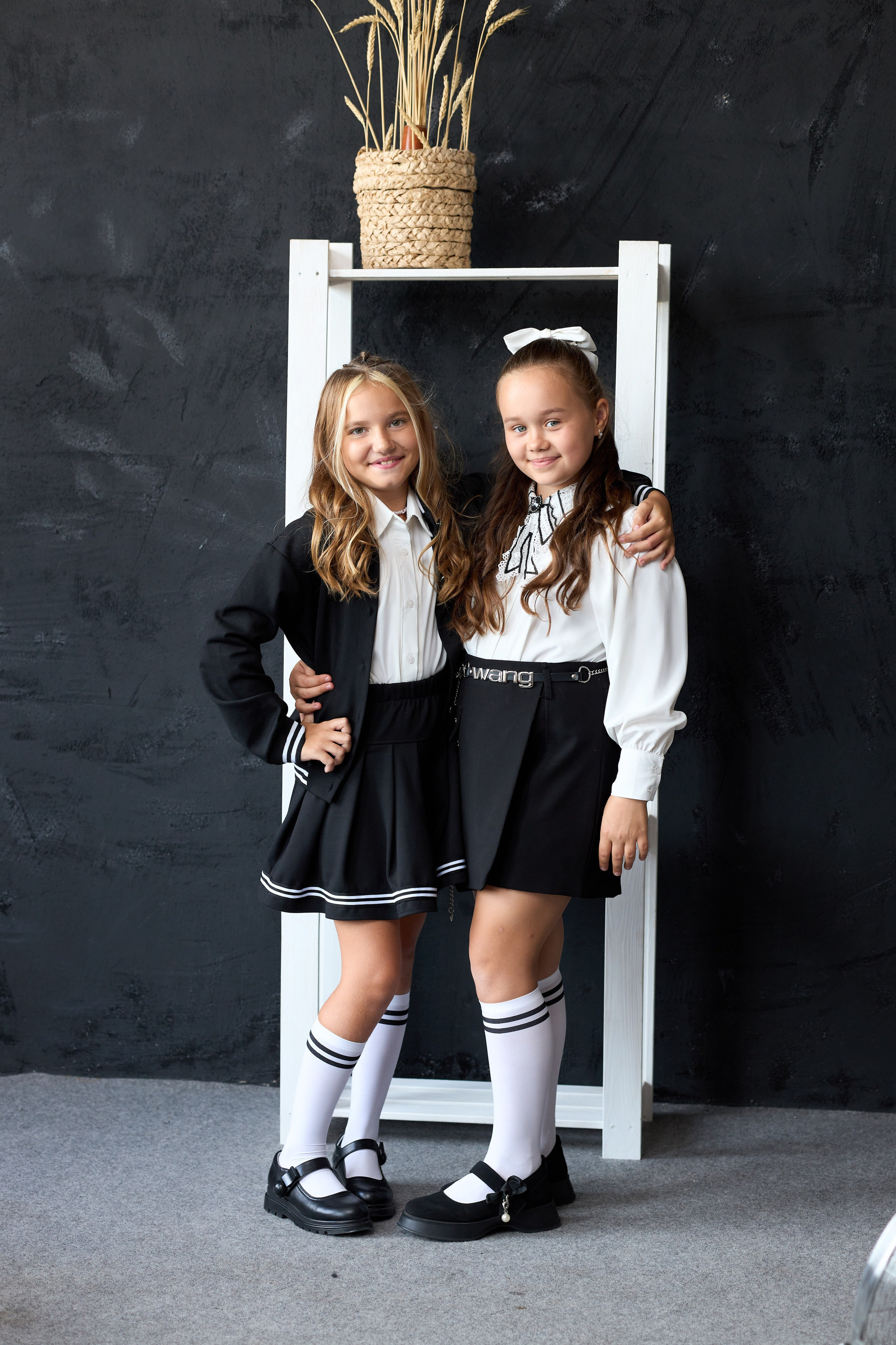 Сьемка 4 класса в студии на Выпускной Альбом. Фотограф Выпускные альбомы Таганрог Сергей Коробченко