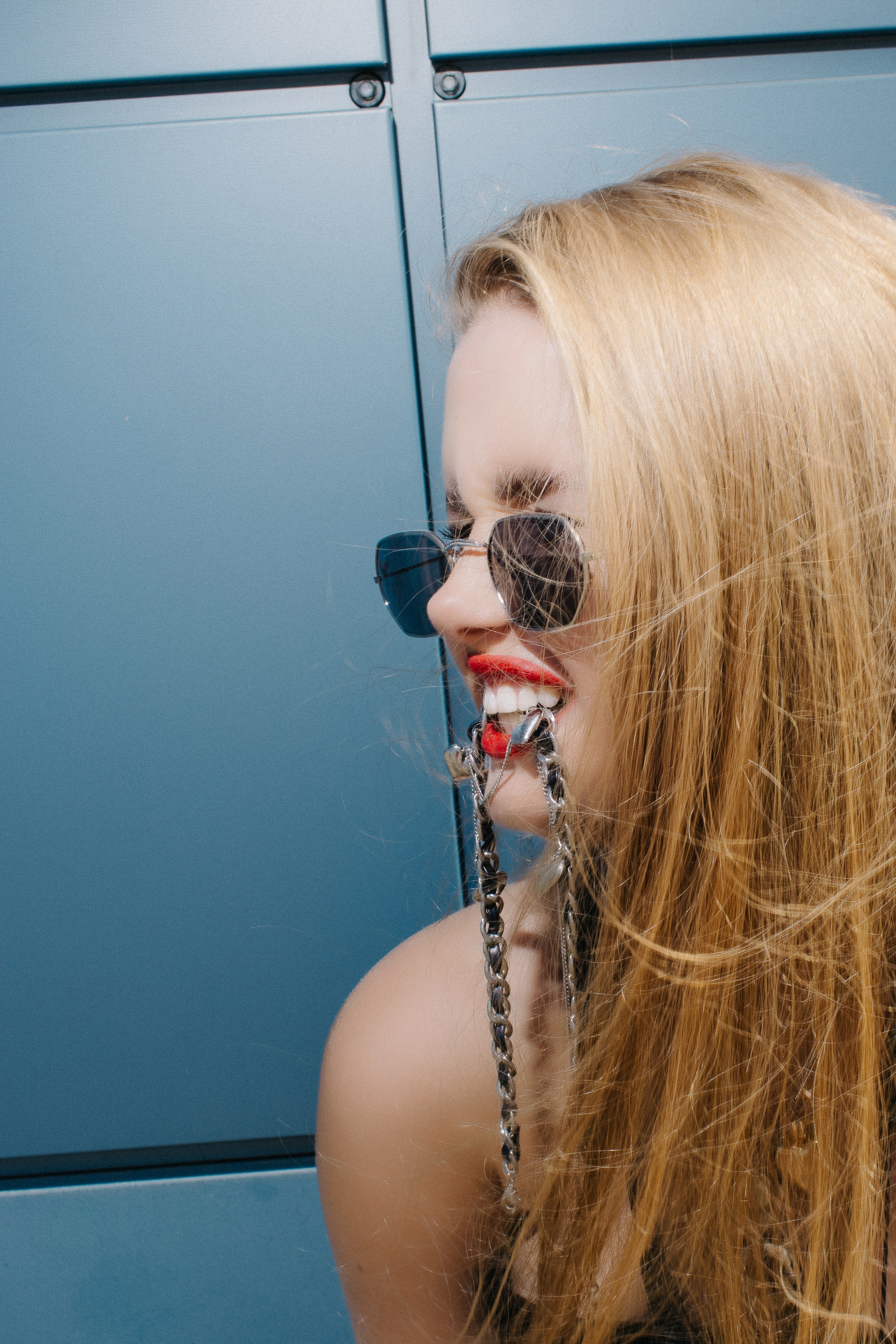 София. Съёмка на крыше паркинга в стиле Фэшн. Сергеев Алексей. Фотограф