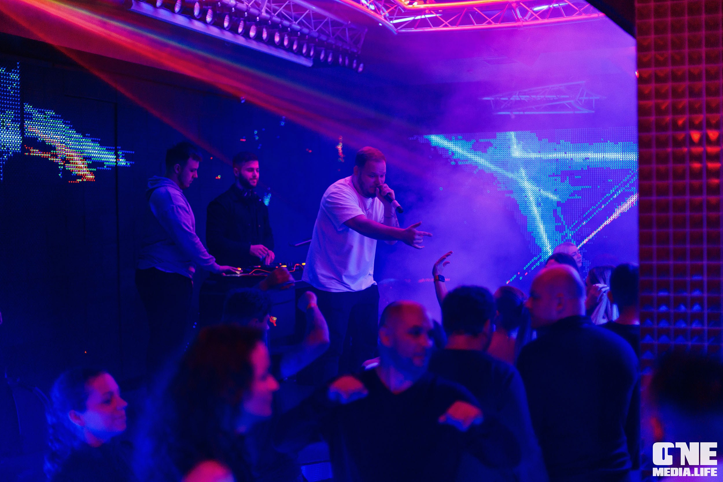 Фоторепортаж из РК Планета. One Media Life: фоторепортажи, фотоотчеты с мероприятий и заведений