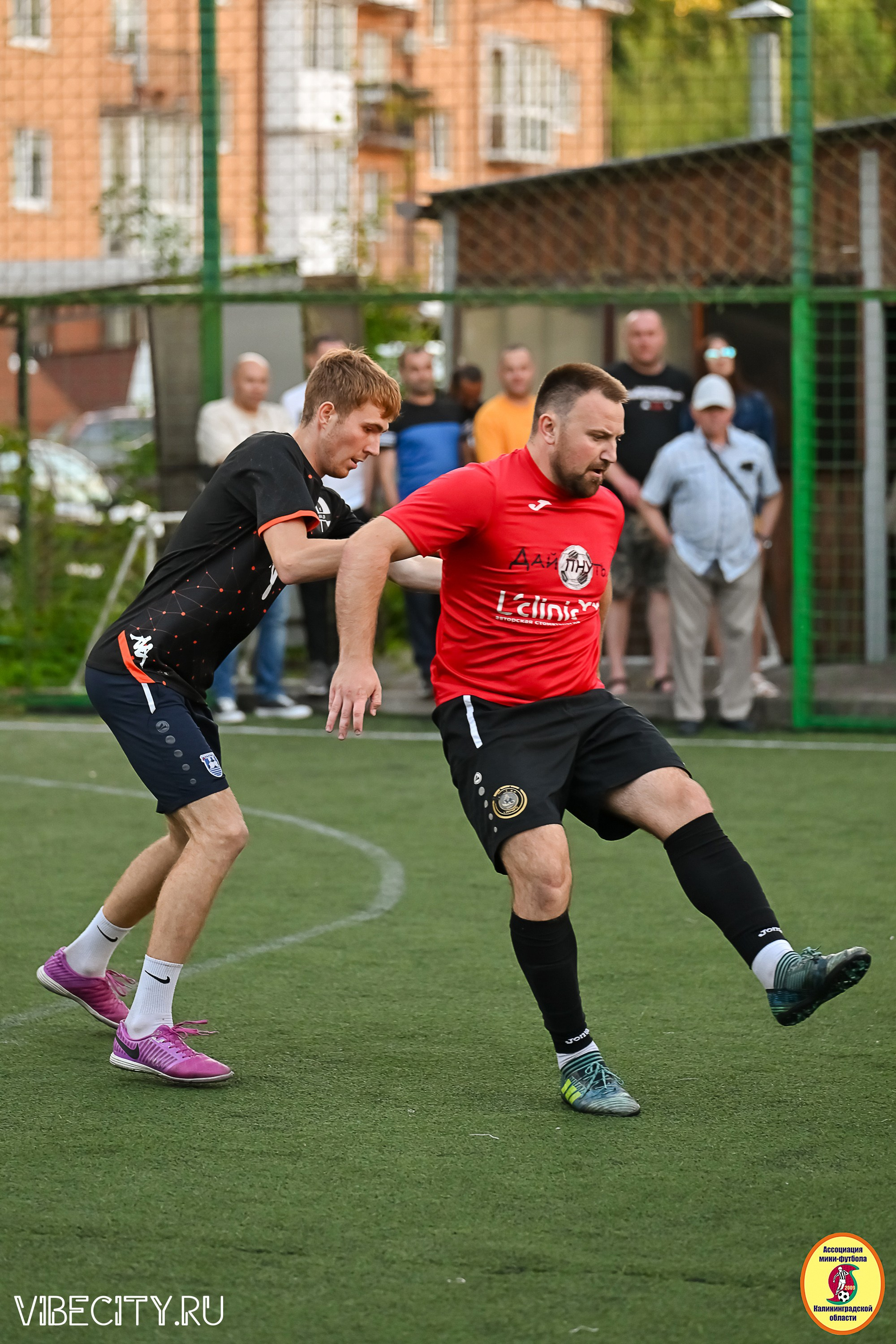 ИГРЫ МИНИ-ФУТБОЛЬНОЙ И КОРПОРАТИВНОЙ ЛИГИ. VIBECITY.RU Вайб Сити Ру Фоторепортажи Фотоотчеты Калининград