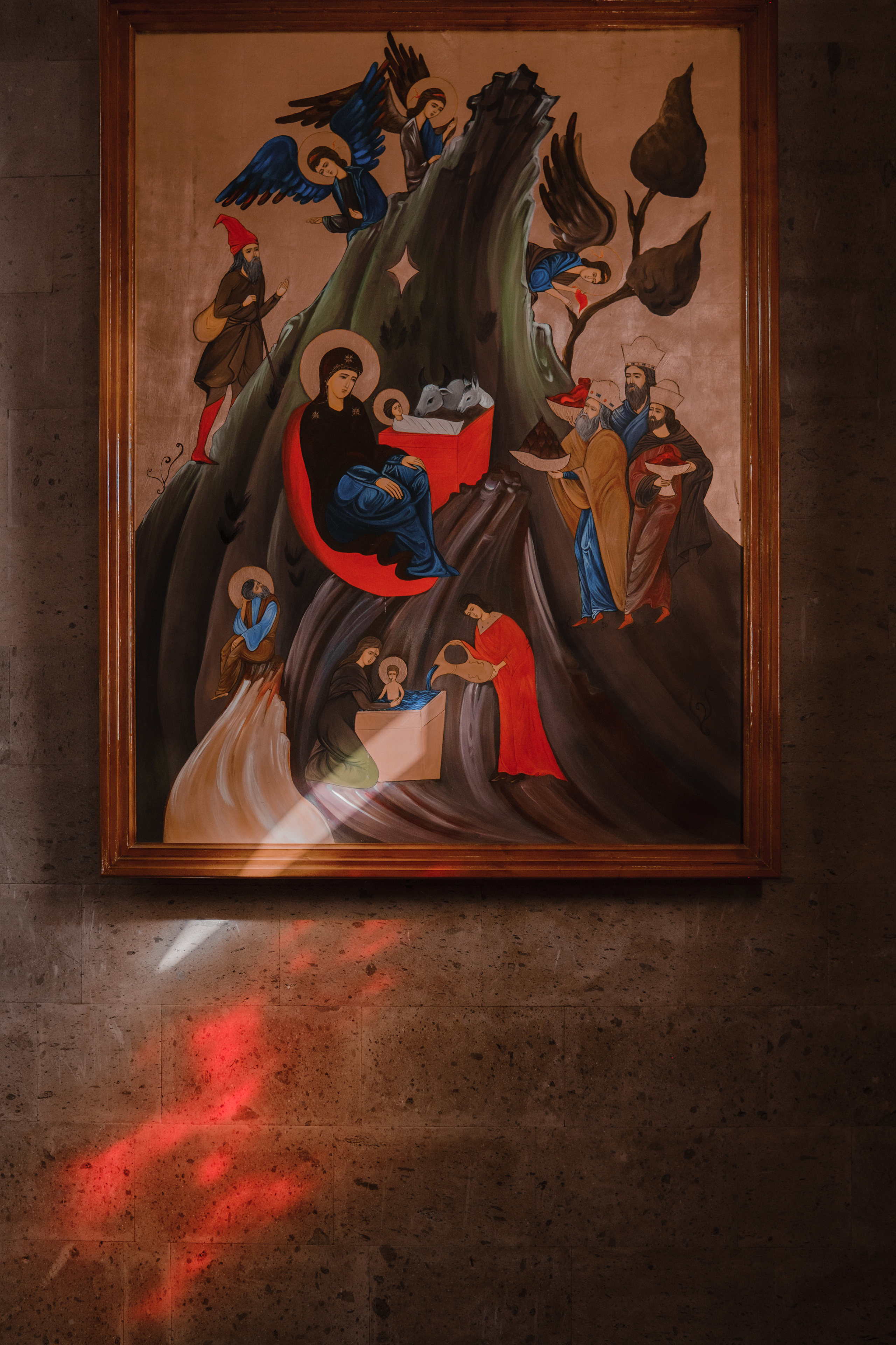 Ваш фотограф на крестины. Профессиональная фотосъемка крещения. Свадебный фотограф в Абхазии, Сухум, Гагра, Сочи