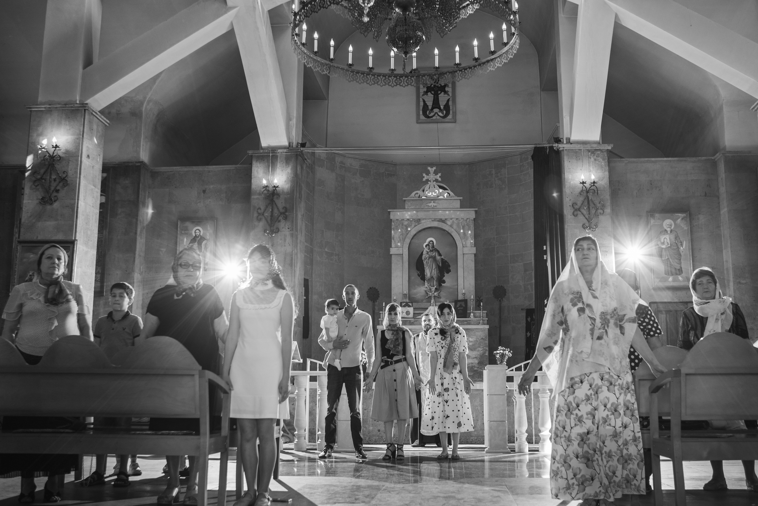 Ваш фотограф на крестины. Профессиональная фотосъемка крещения. Свадебный фотограф в Абхазии, Сухум, Гагра, Сочи