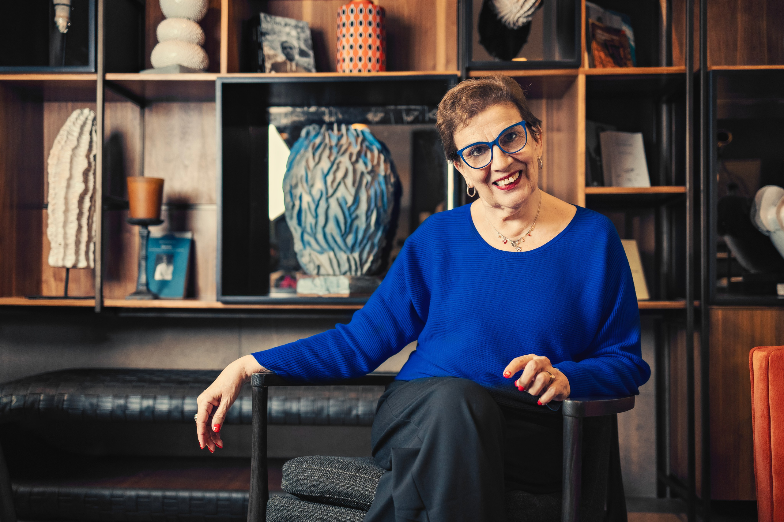 Fotografía Corporativa y Retratos Profesionales en Santiago, Chile. Retrato formal. Fotos Profesionales para LinkedIn, Empresas. Fotógrafa en Santiago, Chile | Julia Zalnova