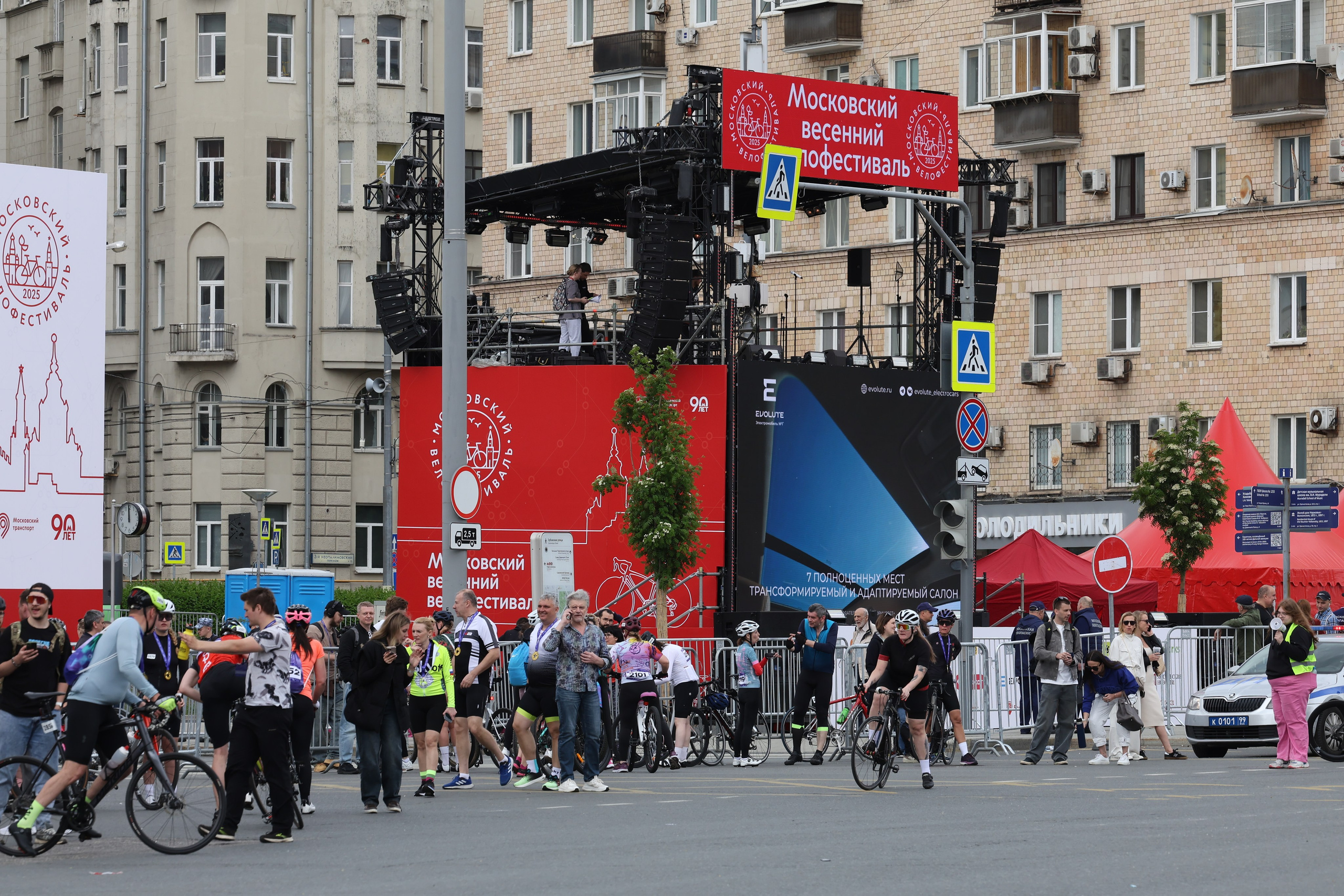 Московский весенний велофестиваль 2025. Репортажный фотограф, спортивный фотограф в Москве и области