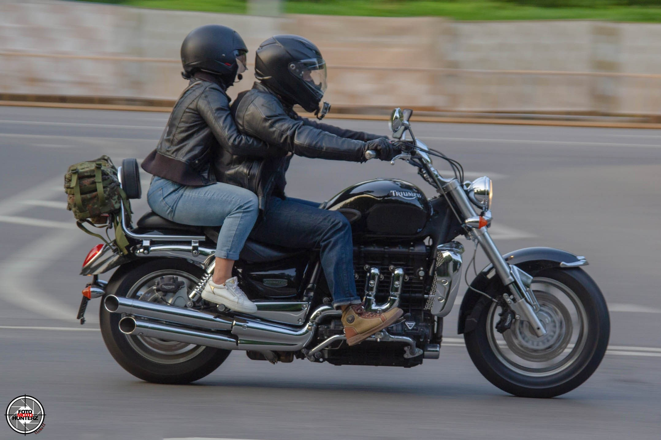 FotoMotoHunterZ — фотографии мотоциклистов на улицах города