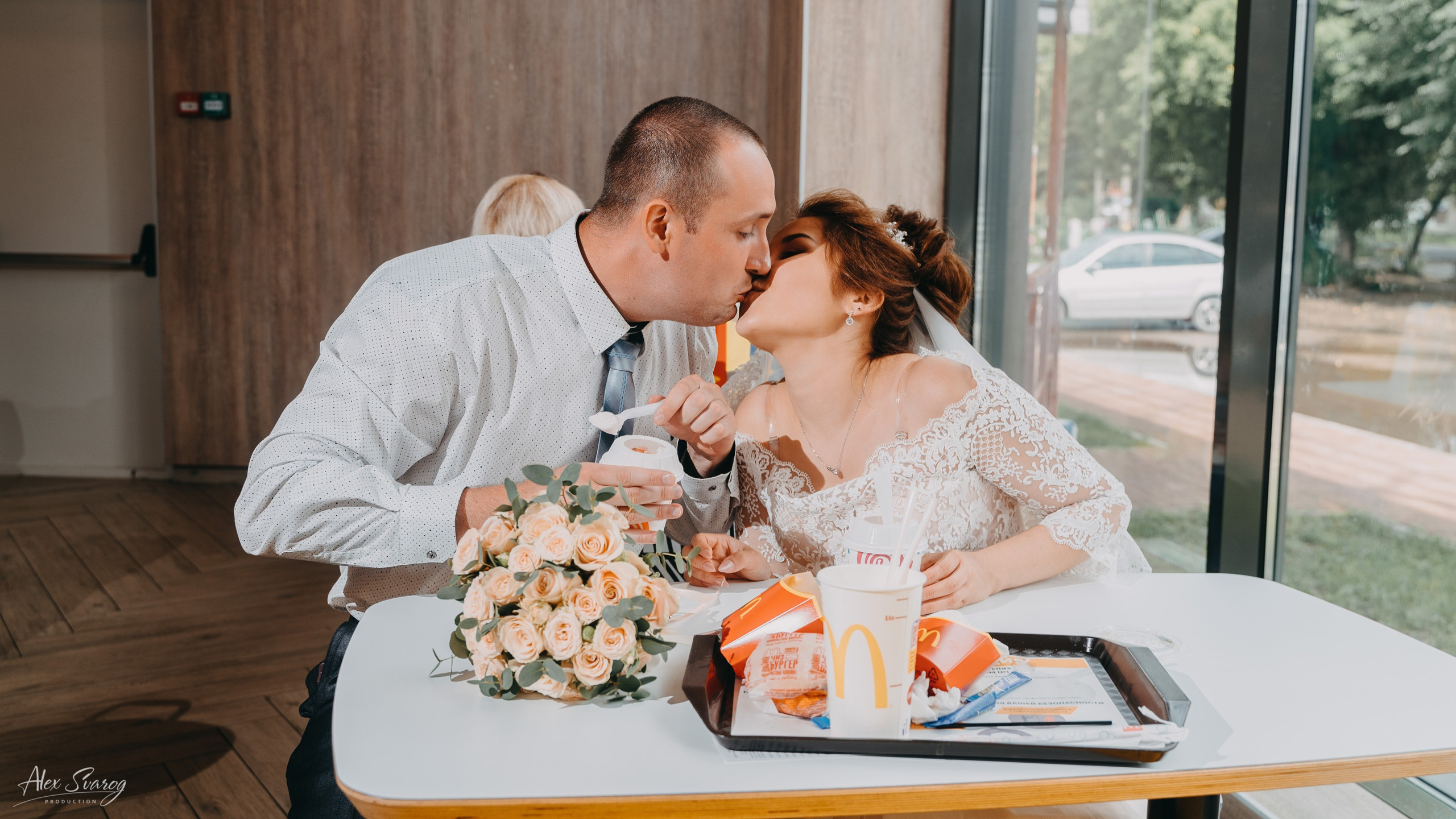 Свадебный фотограф Алексей Сварог/Профессиональная съемка вашего праздника. Свадебный и репортажный фотограф-видеограф Москва и Московская область