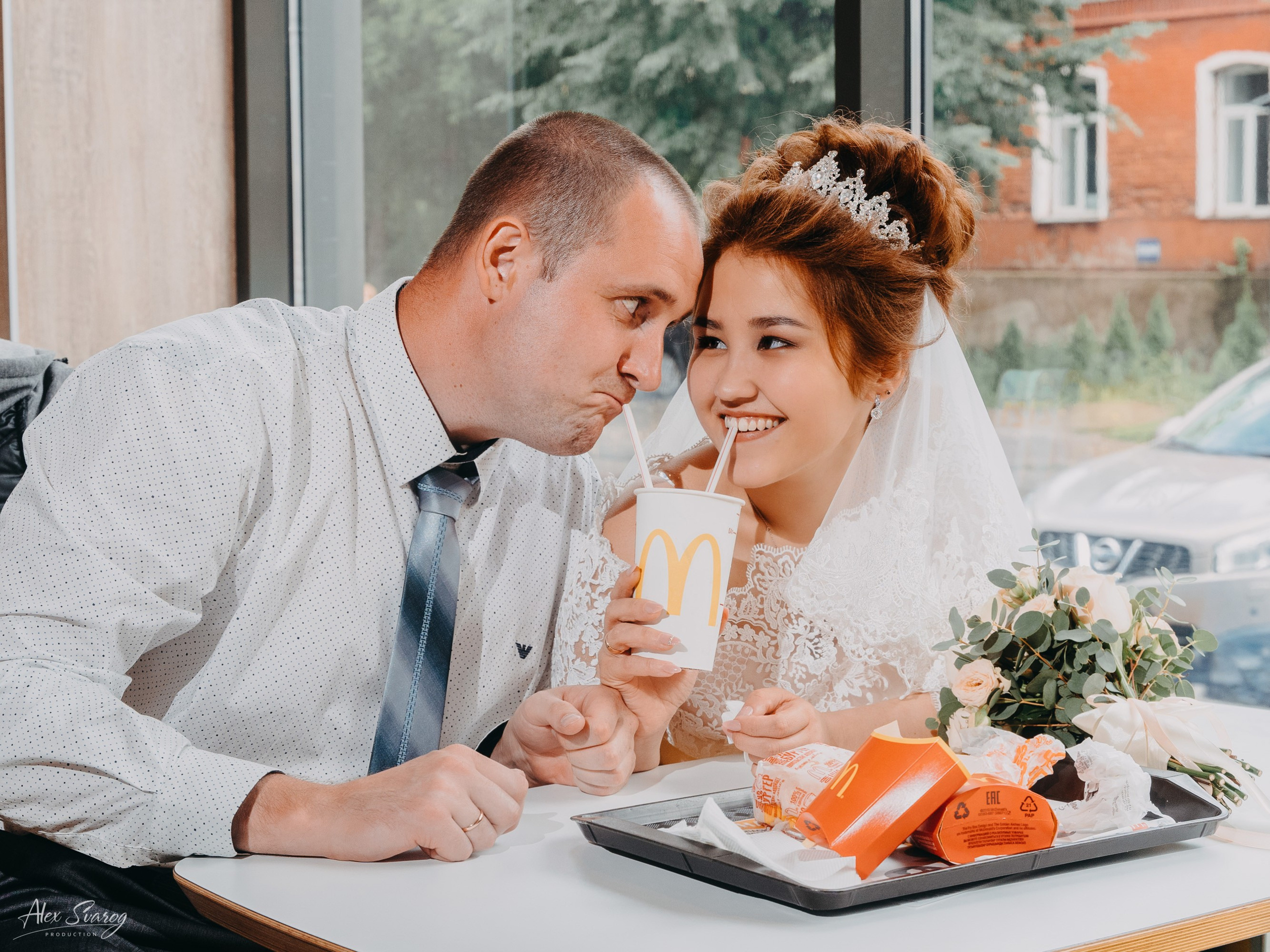 Свадебный фотограф Алексей Сварог/Профессиональная съемка вашего праздника. Свадебный и репортажный фотограф-видеограф Москва и Московская область