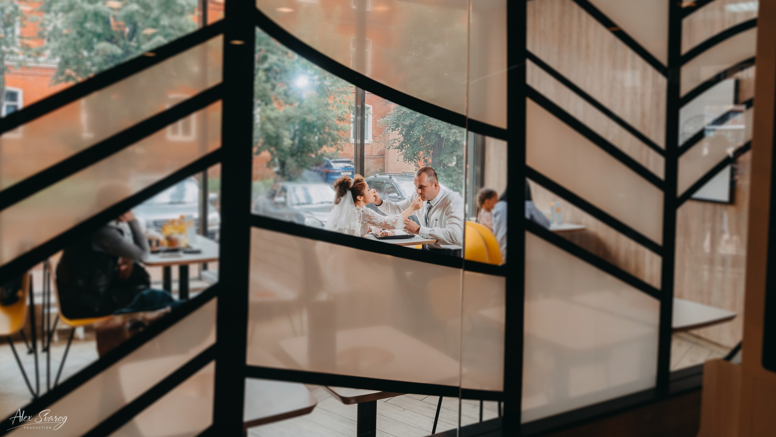 Свадебный фотограф Алексей Сварог/Профессиональная съемка вашего праздника. Свадебный и репортажный фотограф-видеограф Москва и Московская область