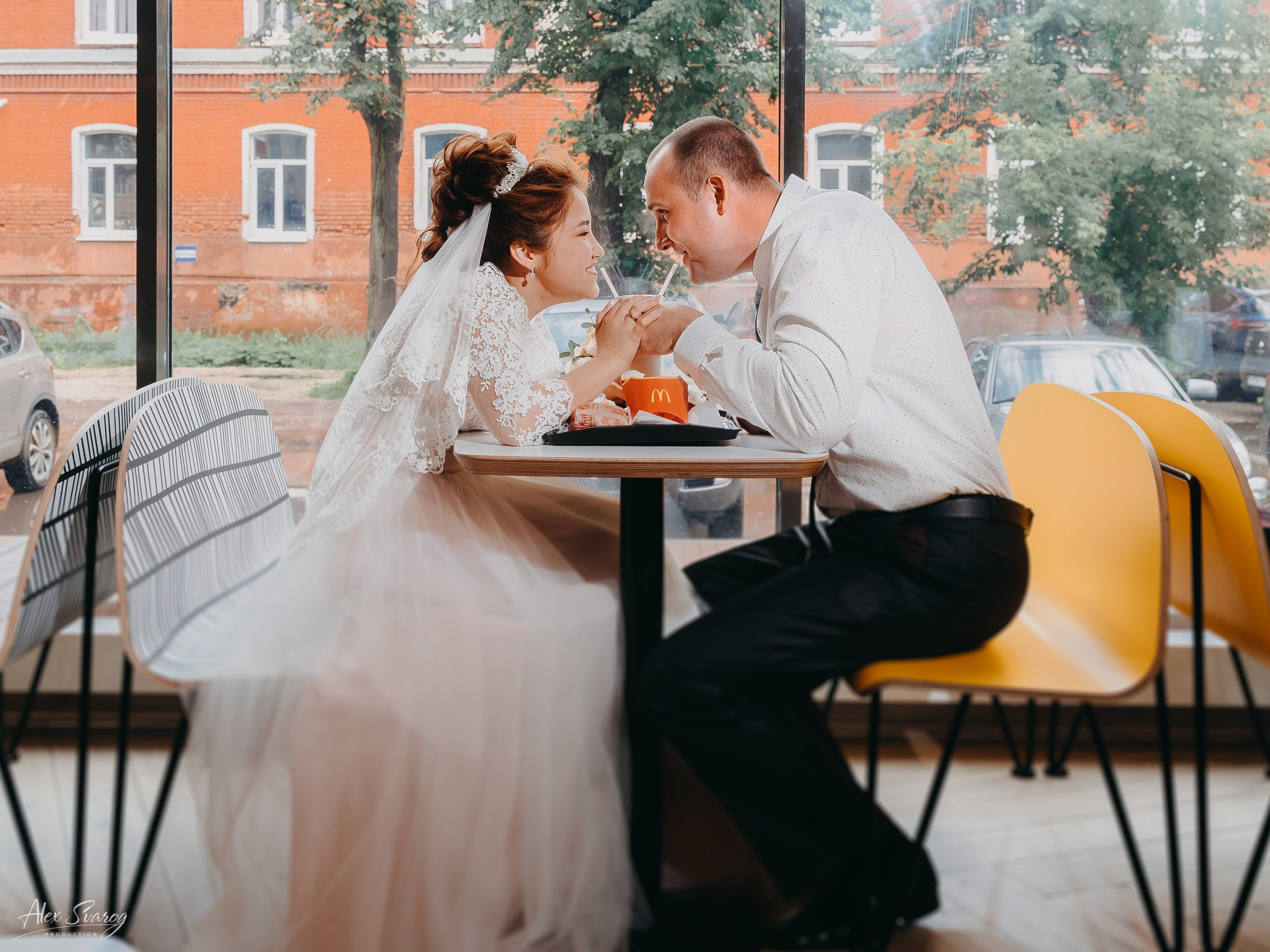 Свадебный фотограф Алексей Сварог/Профессиональная съемка вашего праздника. Свадебный и репортажный фотограф-видеограф Москва и Московская область