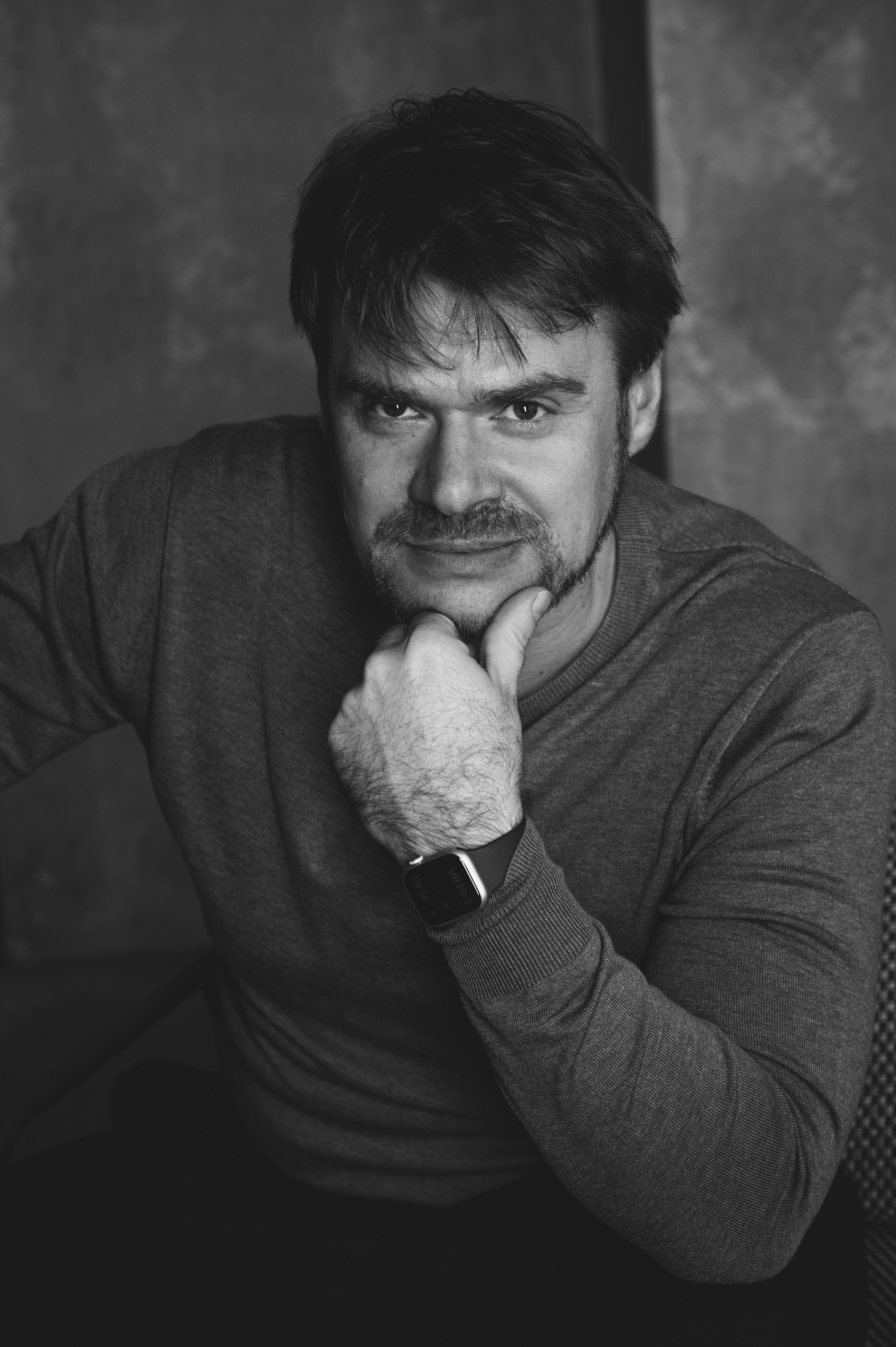 Фотосессия в студии для Евгения. Фотограф в Саратове для всей семьи Бечина Диана