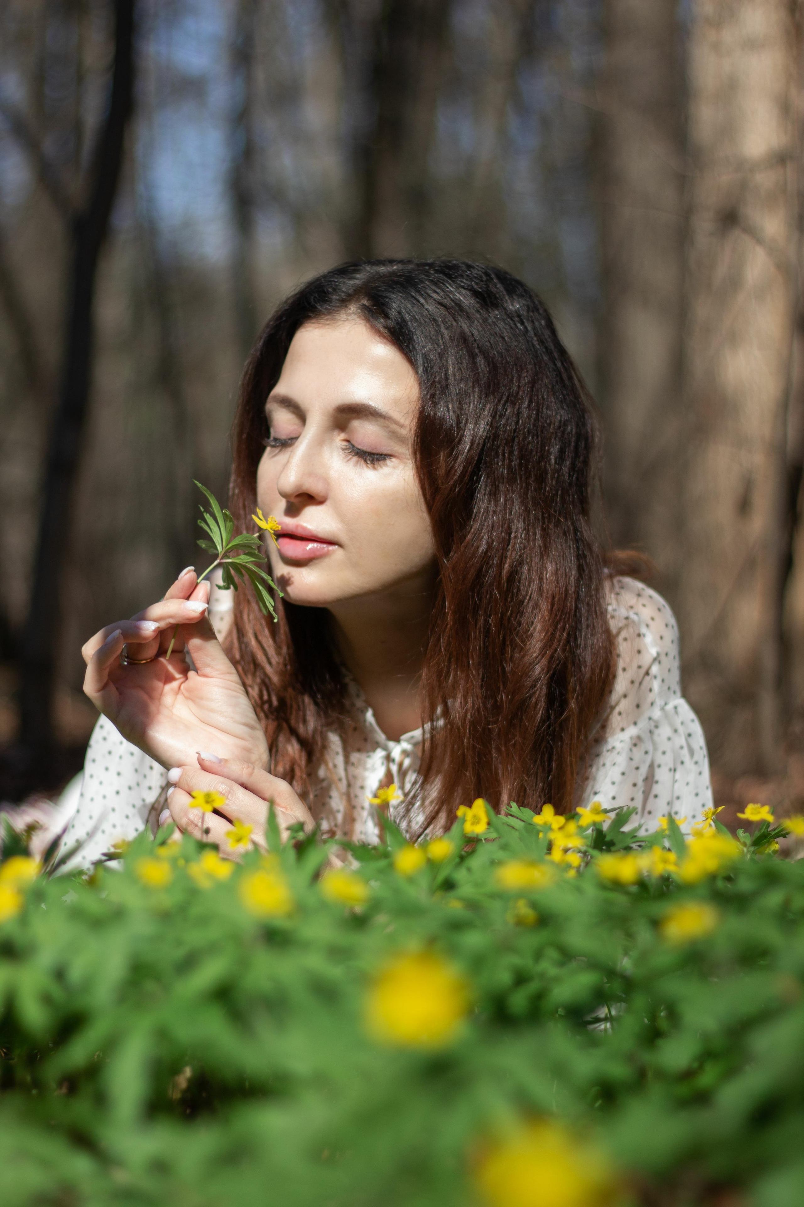 Фотосессия Людмилы с первоцветами. Детский и семейный фотограф в Уфе Зинаида Вольштейн