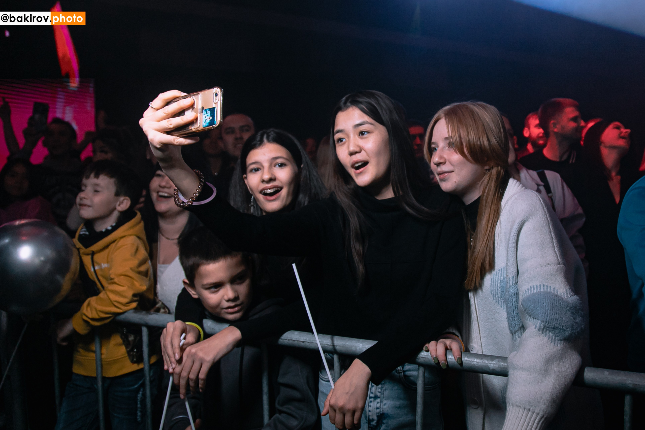 25.11 Концерт Шум. Команда специалистов в мире фотографии и видео. Детский фотограф, семейный фотограф