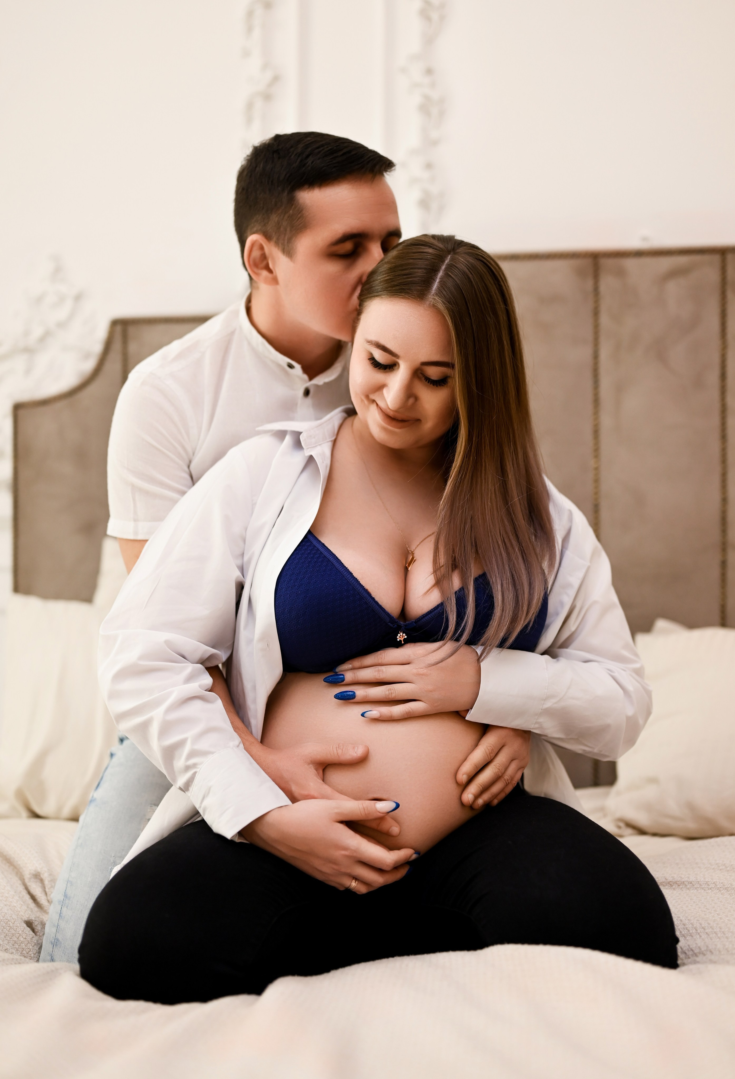 Беременность. Фотостудия Зефир. Фотосессии в студии под ключ. Москва. Семейные и детские фотосессии