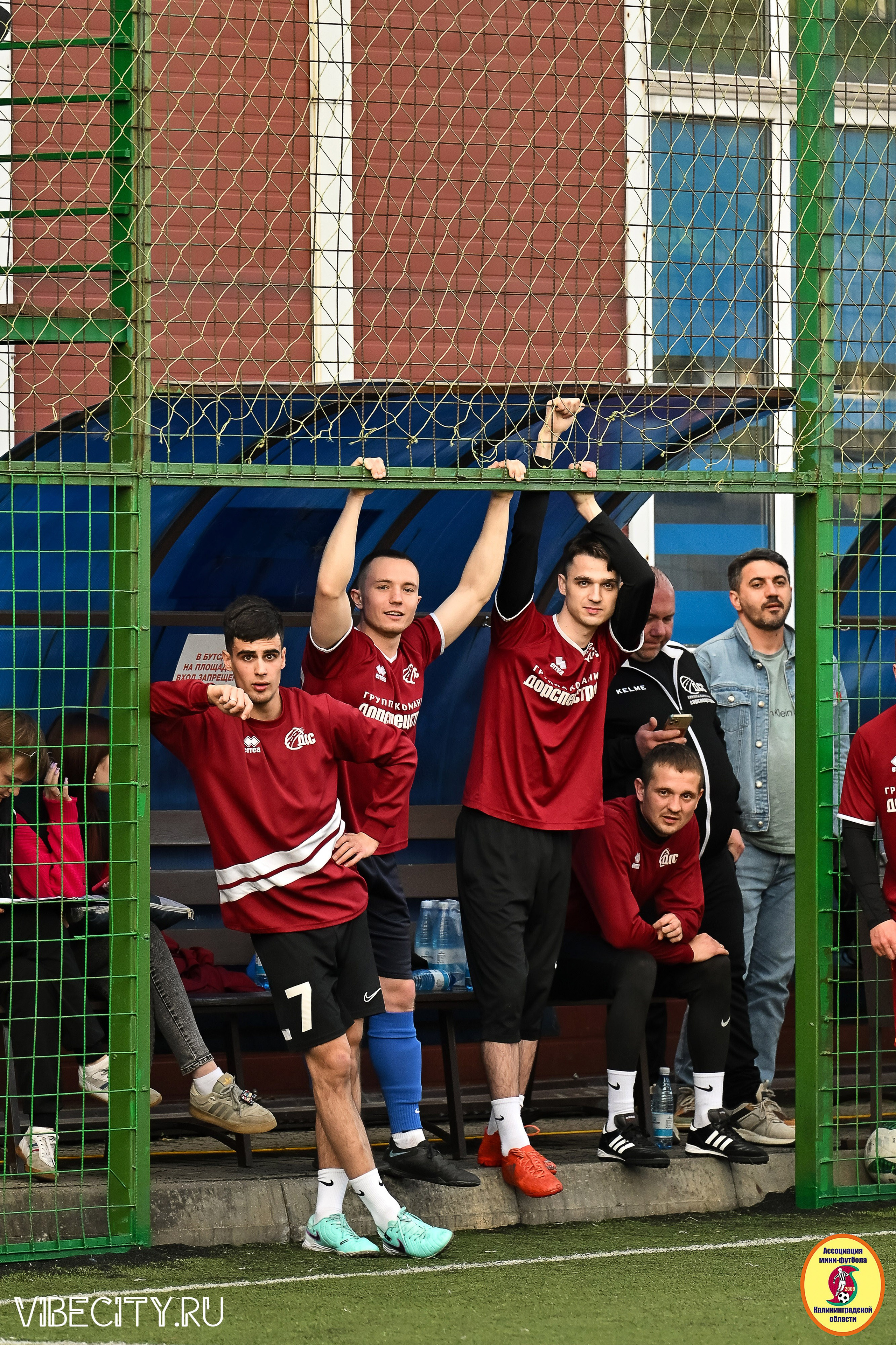 ИГРЫ МИНИ-ФУТБОЛЬНОЙ ЛИГИ. VIBECITY.RU Вайб Сити Ру Фоторепортажи Фотоотчеты Калининград