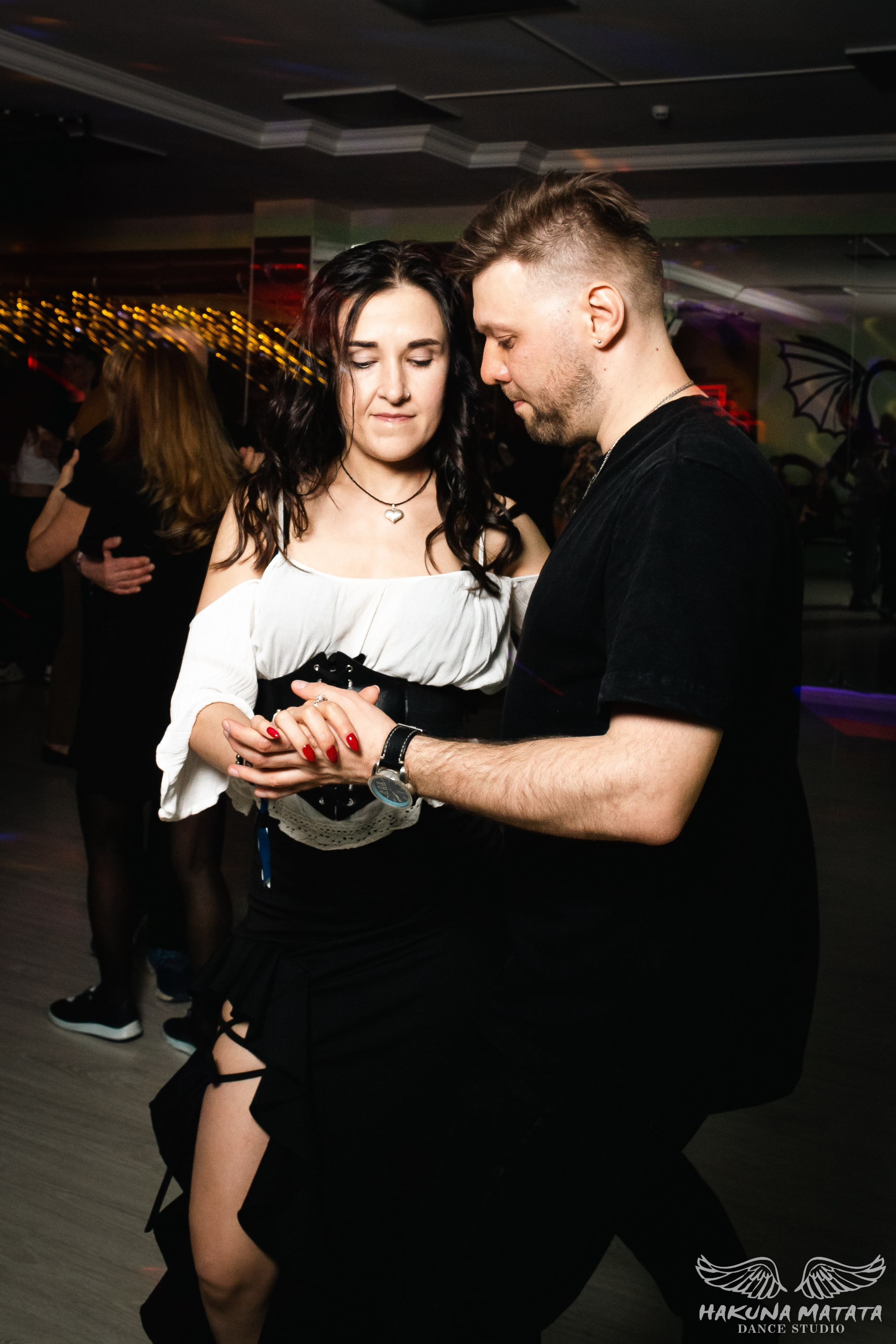 Фоторепортаж с танцевальной вечеринки