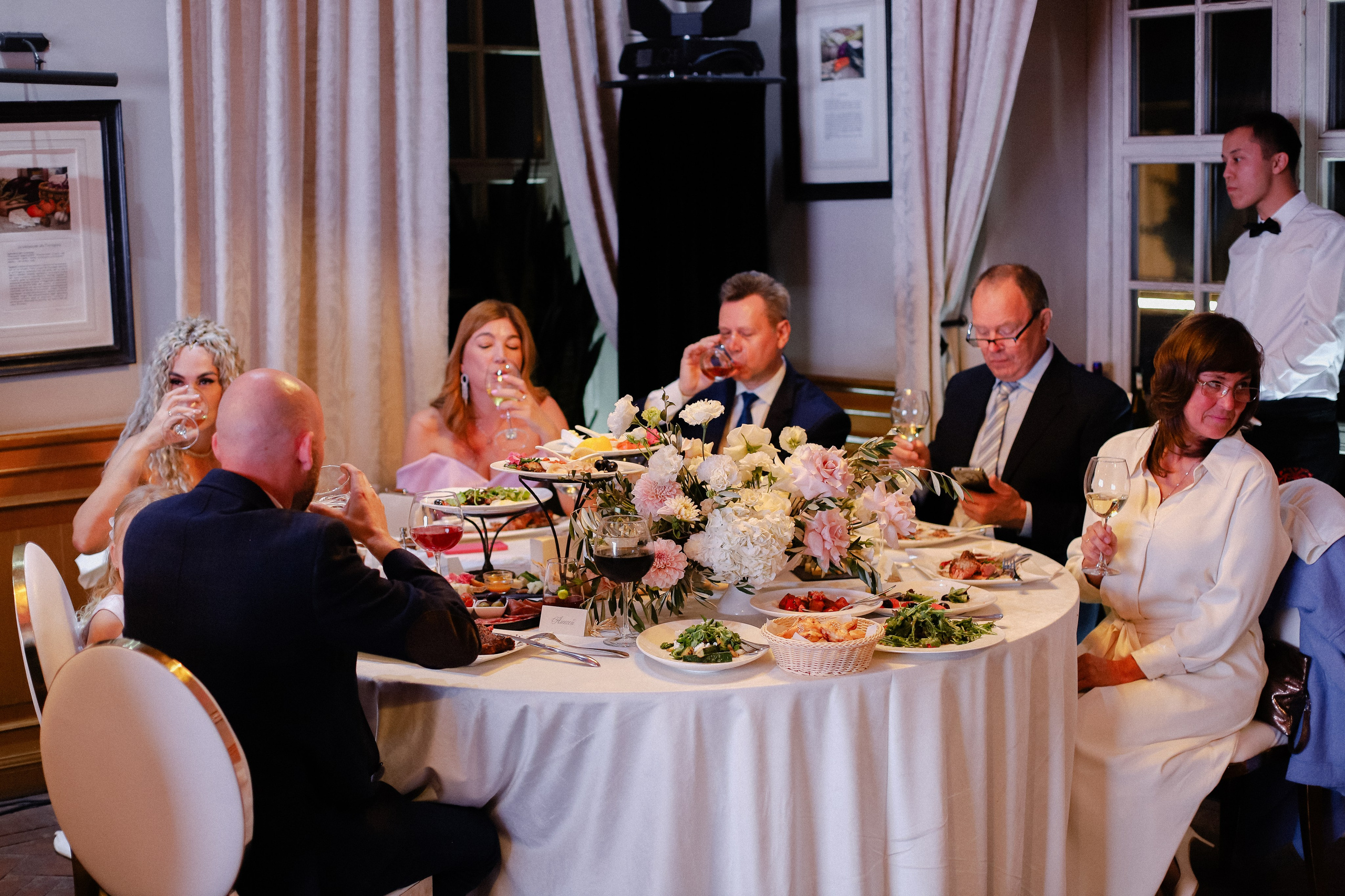 Илья и Анастасия. Фотограф в Алматы и Москве Даша Пушкина