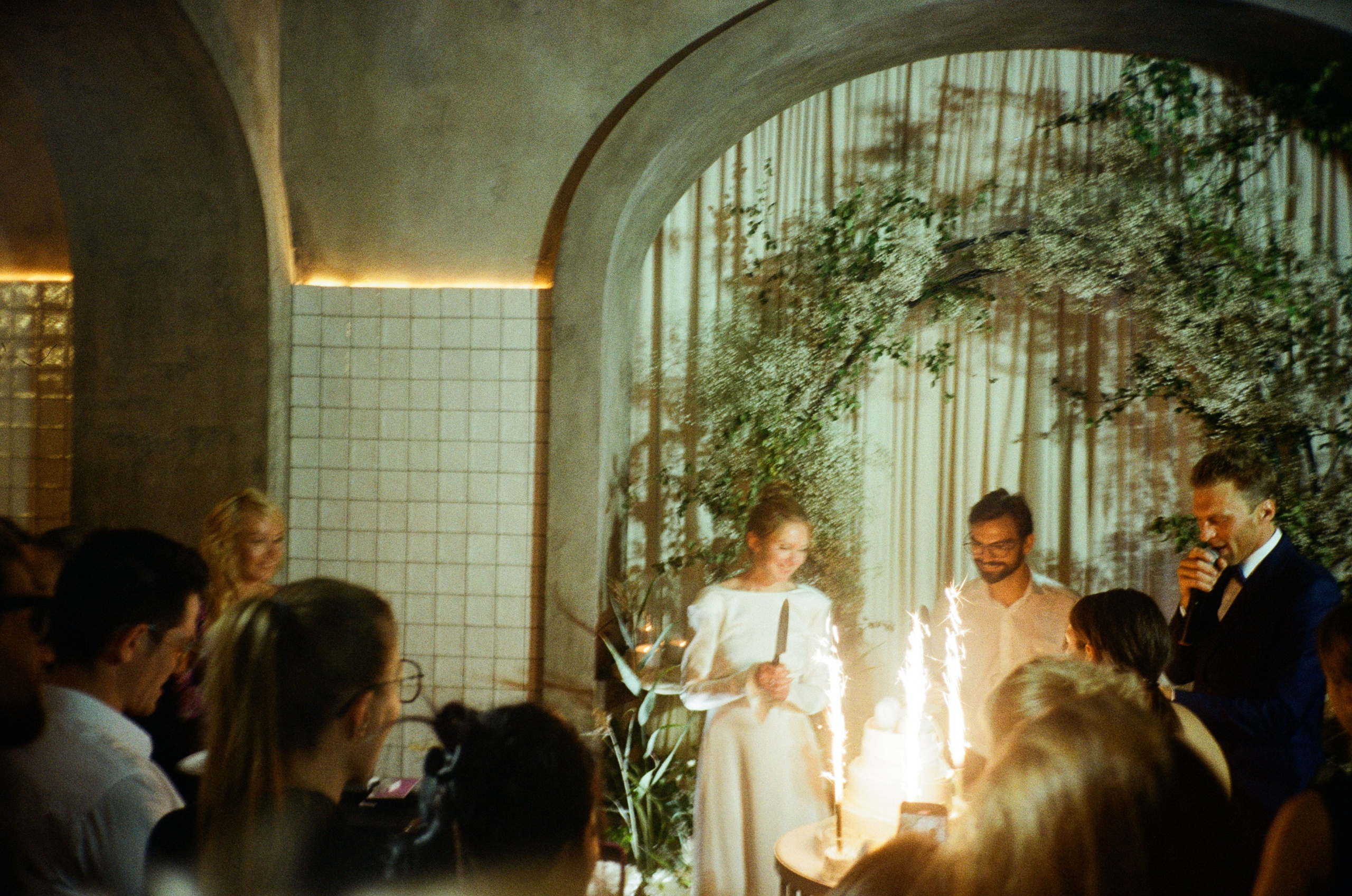 Ведущий-счастливой свадьбы в Калининграде.