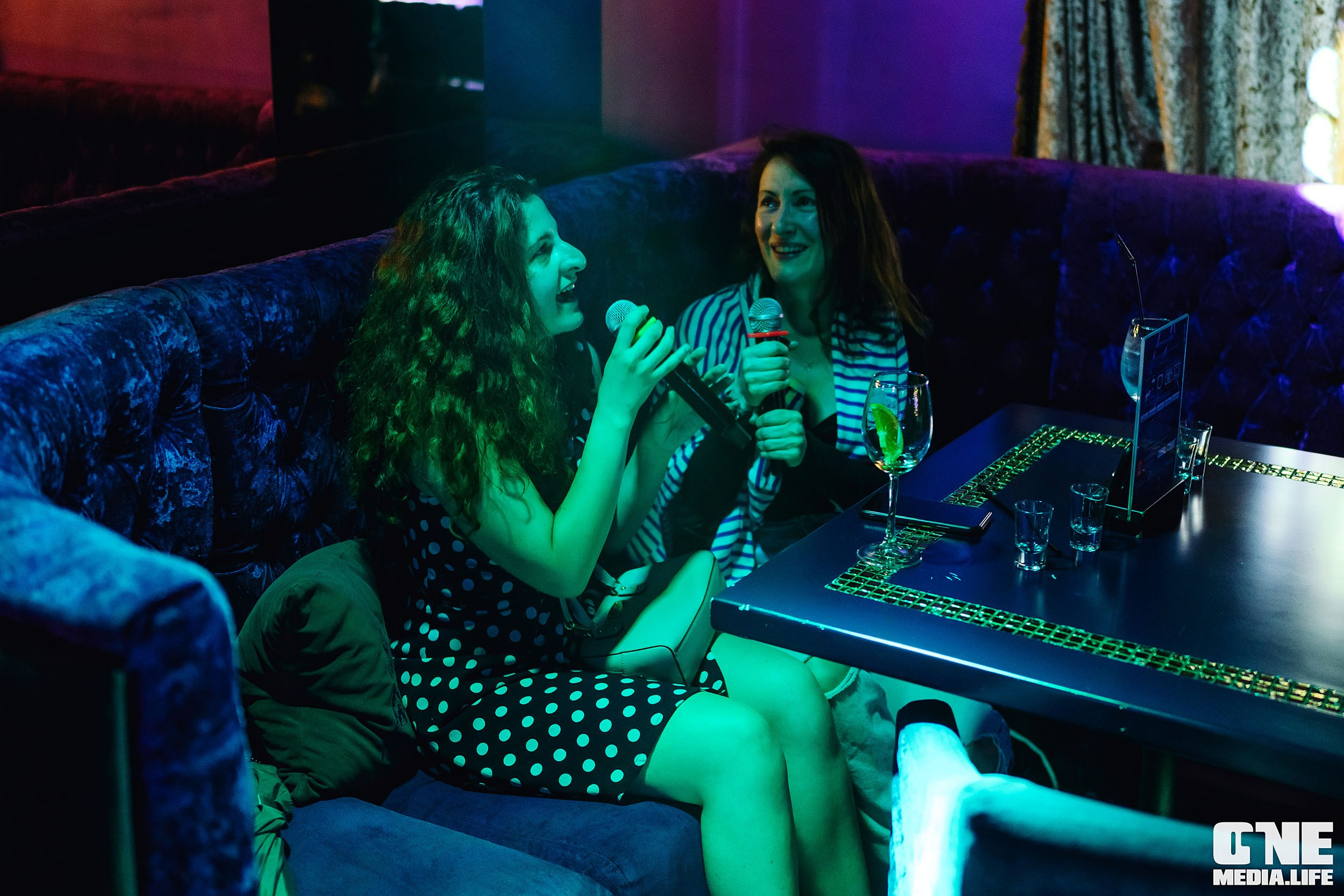 Фоторепортаж из караоке-клуба Эйфория. One Media Life: фоторепортажи, фотоотчеты с мероприятий и заведений