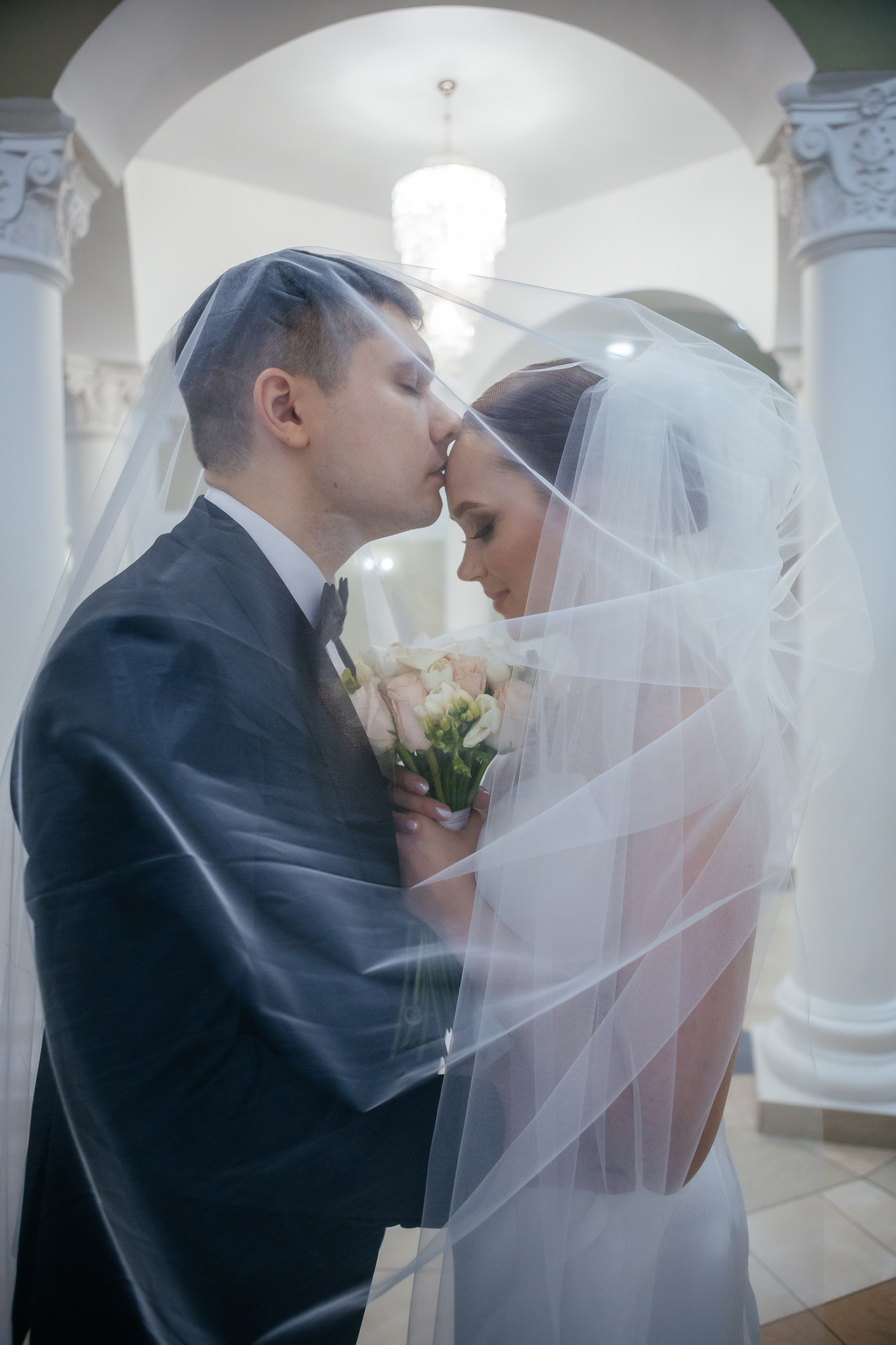 Свадебная фотосессия в Таганском ЗАГСе. Свадебный фотограф в Москве