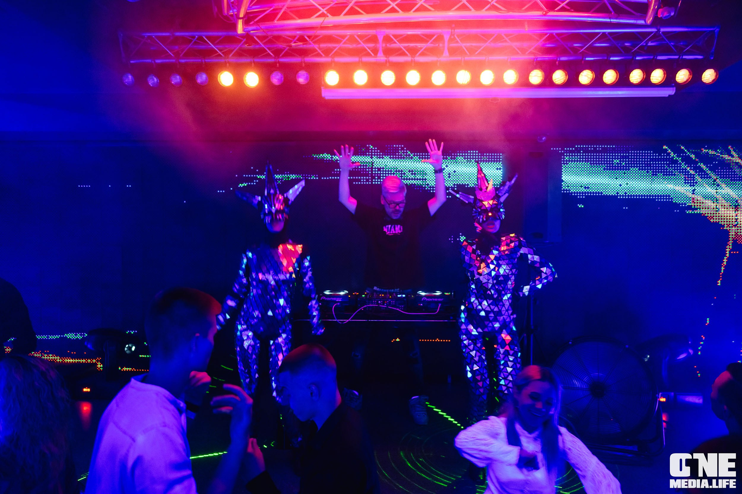 Фоторепортаж из РК Планета. One Media Life: фоторепортажи, фотоотчеты с мероприятий и заведений