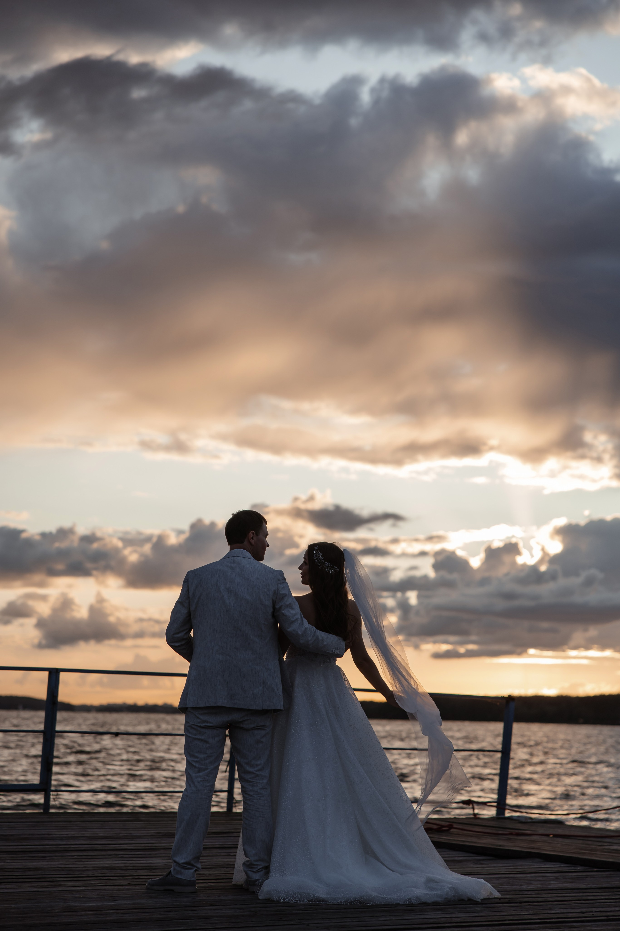 Как организовать свадебный день по таймингу, чтобы вы всё успели и не устали: полный гид от фотографа с опытом 500+ свадеб. Фотограф, видеограф на свадьбу в Москве Никита Назаров