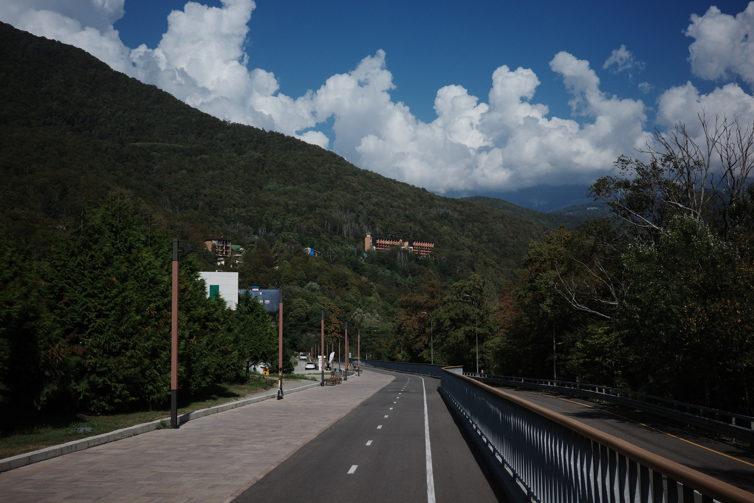 #41: Сочи / сентябрь 2025. Проект «Фотокладовка»: блог уличной фотографии в формате street photo