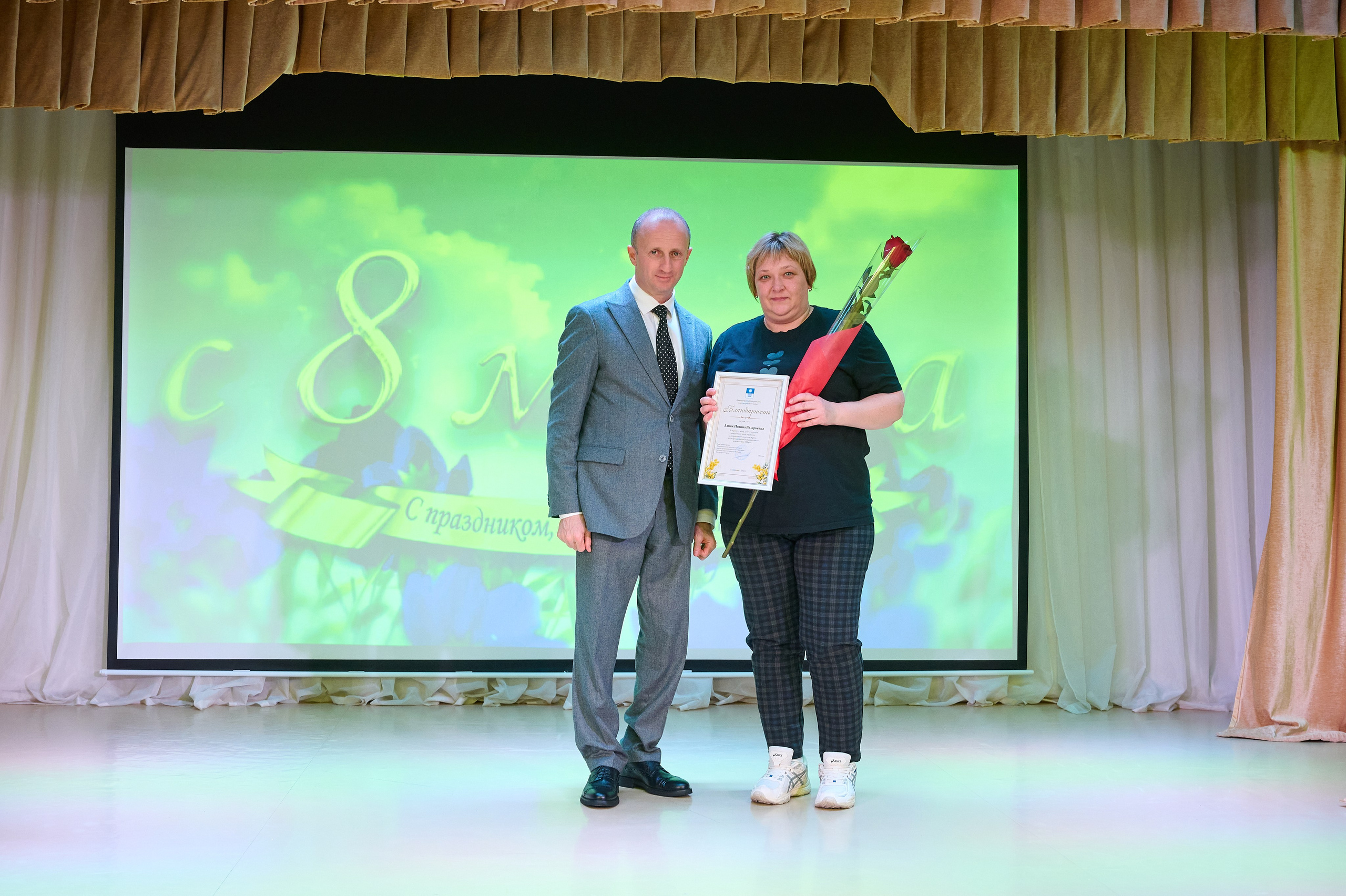 8 марта в Виноградном. Жизнь курорта Кабардинка в фотографиях