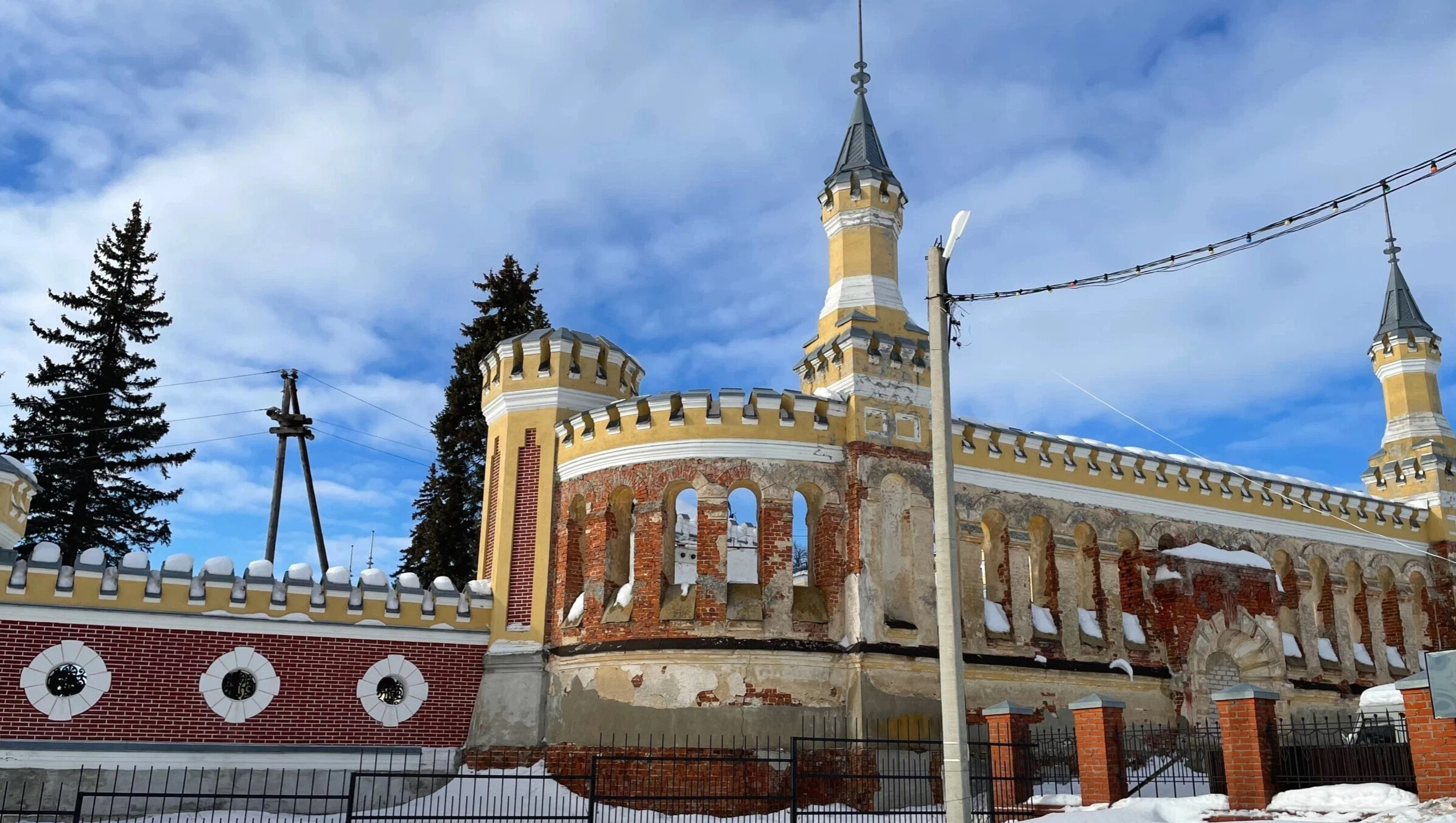 Фотозаметка #14: Замок в Рязанской области. Проект «Фотокладовка»: блог уличной фотографии в формате street photo