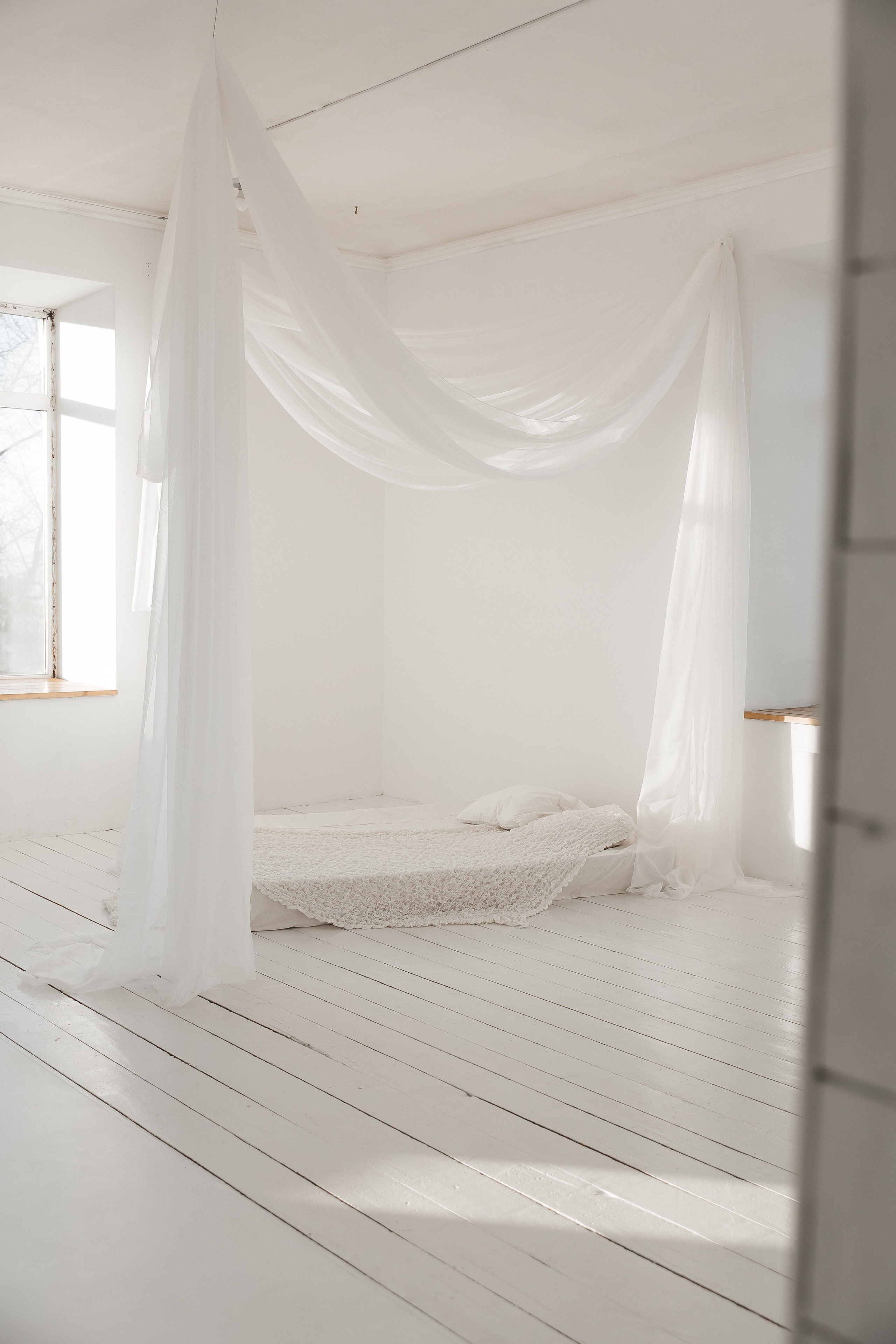 Малый белый зал. Фотостудия 220 — первая в Чите фотостудия, предназначенная для работы