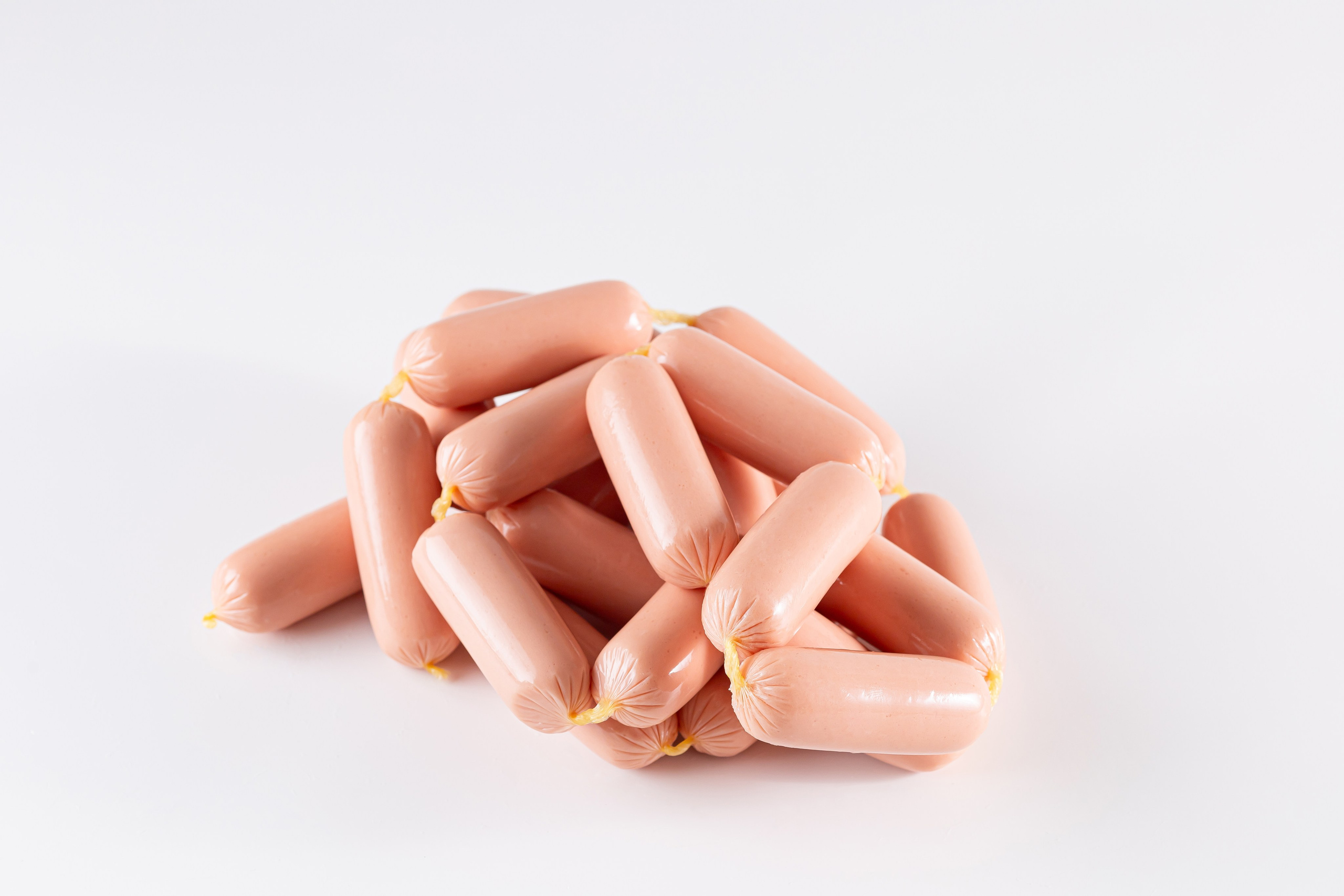 Фото на белом фоне для каталога бренда Максимовский продукт. Рекламный фуд фотограф и видеограф в Астане Алина Лысенко