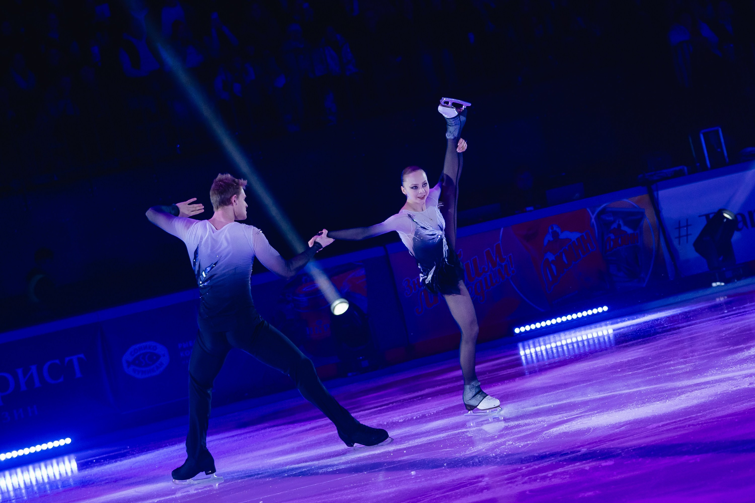 Шоу «Чемпионы на льду» в Новосибирске. Воробьева Ксения — Спортивный и танцевальный фотограф Новосибирск