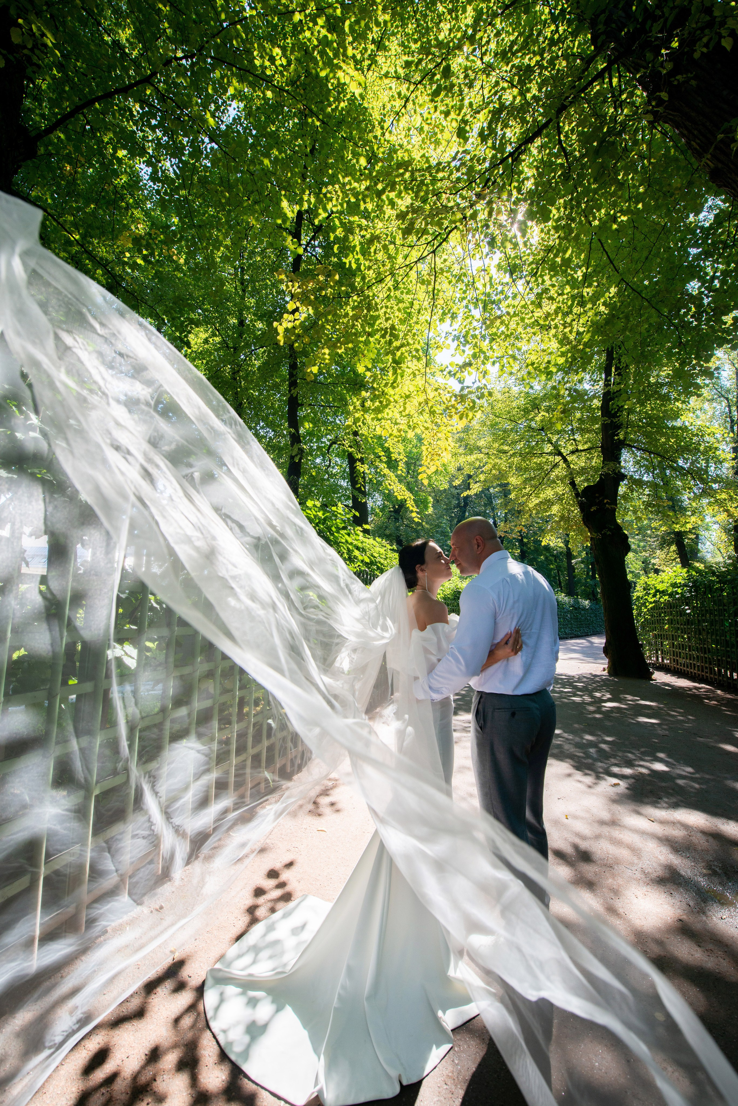 Летняя свадьба В Санкт-Петербурге и красивой выездной регистрацией Даши и Саши. Воздушная свадебная фотосессия в Петербурге. Портретный, семейный и свадебный фотограф в Санкт-Петербурге и в Пушкине Ширяев Денис