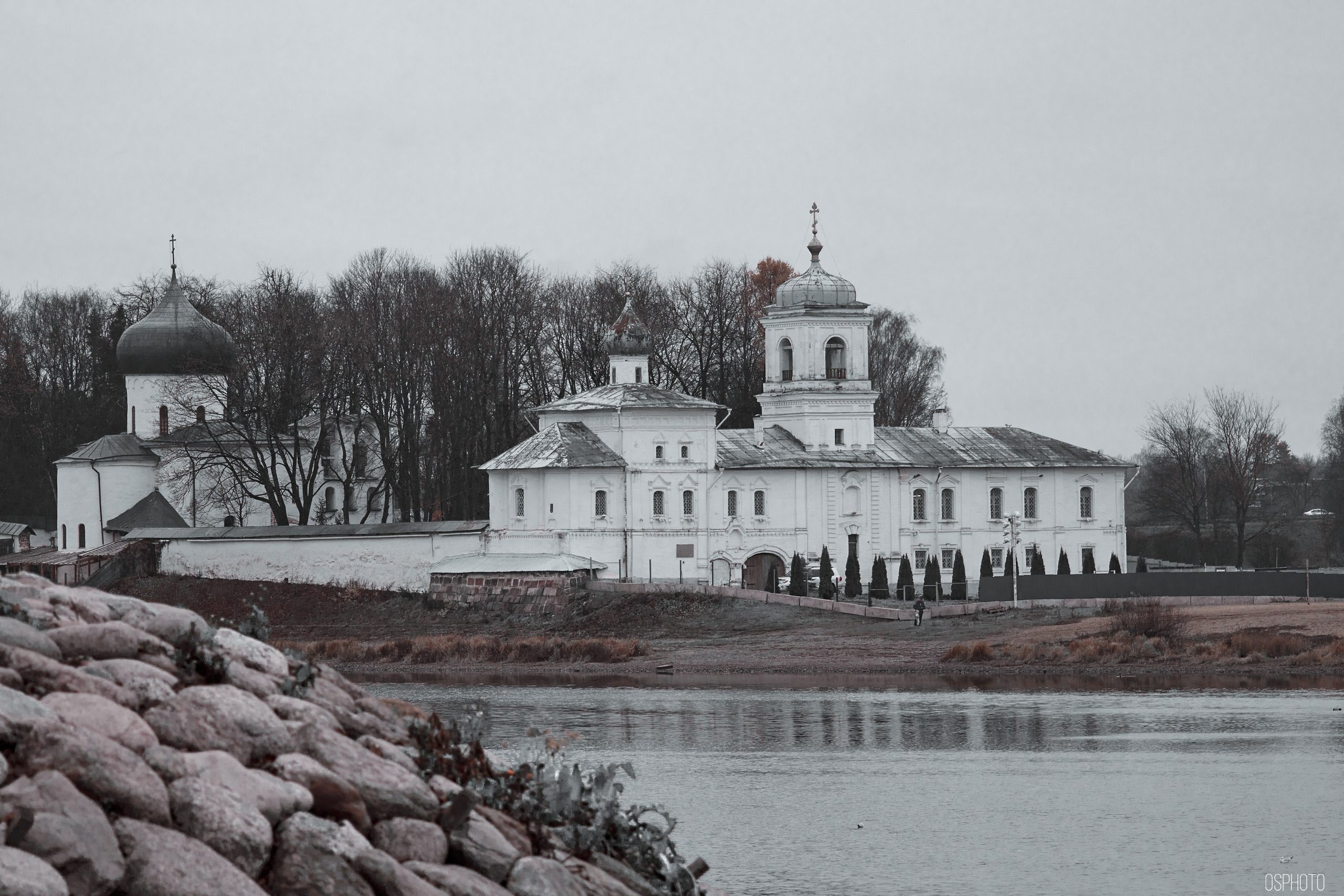 Псков. Ноябрь. Фотографъ Сергѣевъ. Поймать мгновеніе